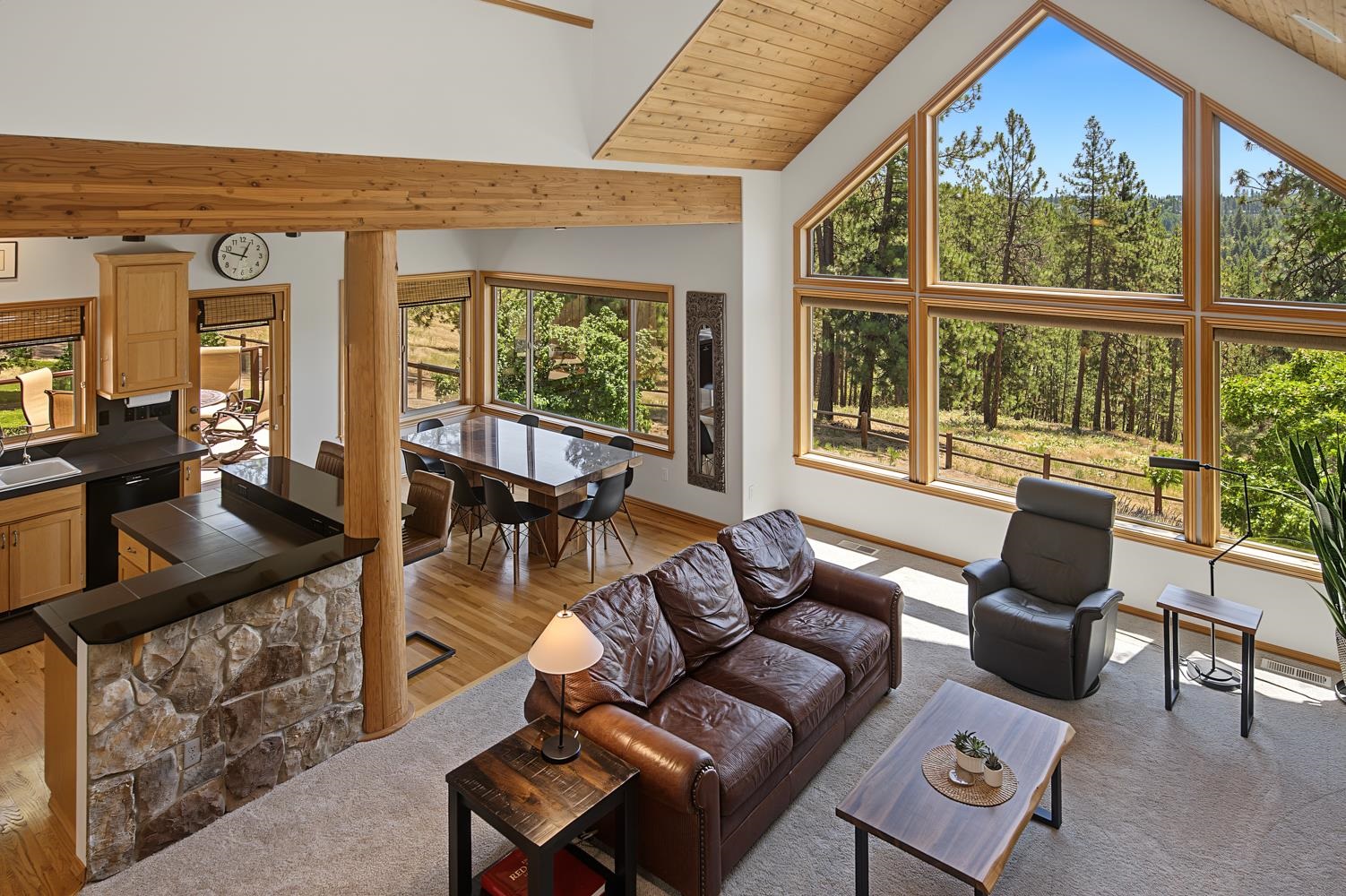 2020 E Pine Hill Ln - Photo 8