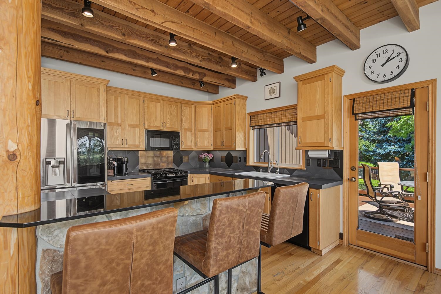 2020 E Pine Hill Ln - Photo 11