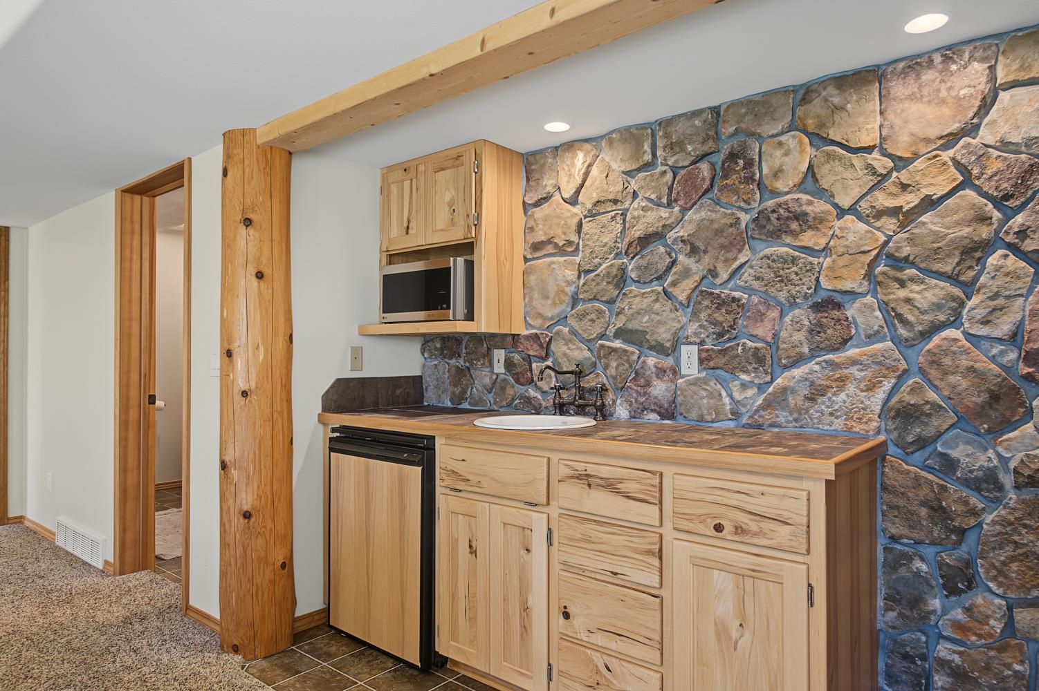 2020 E Pine Hill Ln - Photo 27