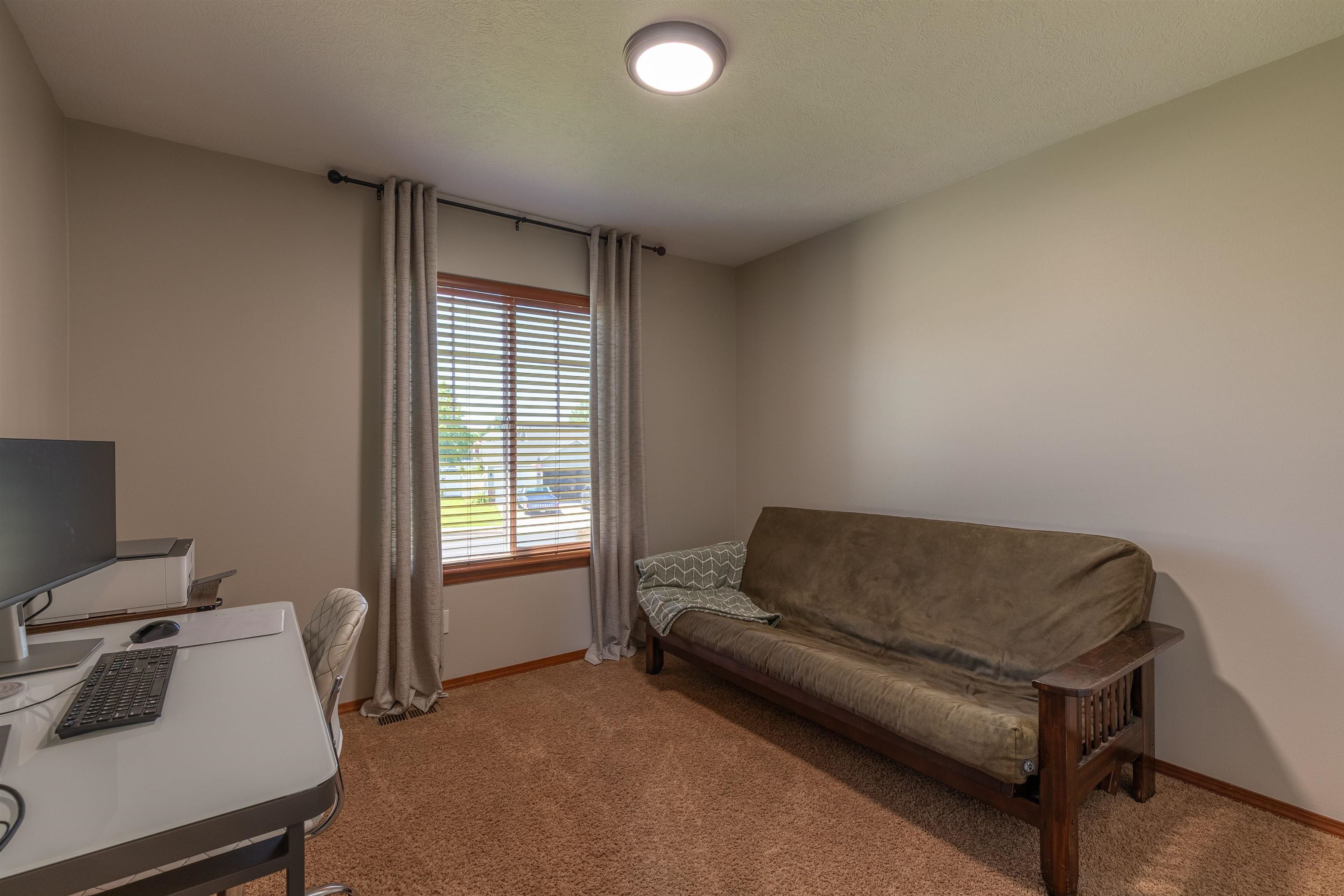 501 E PARKER Dr - Photo 18