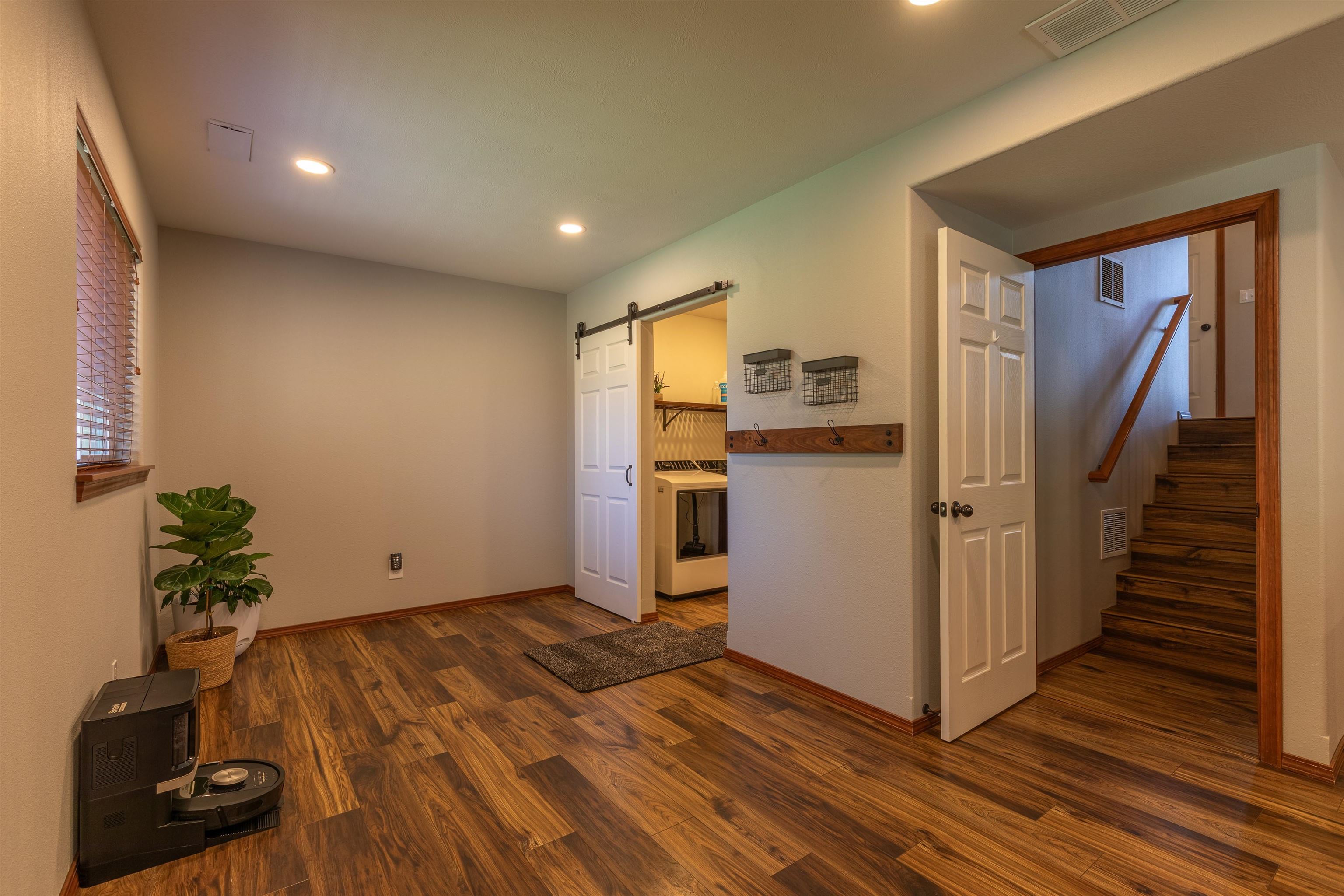 501 E PARKER Dr - Photo 34