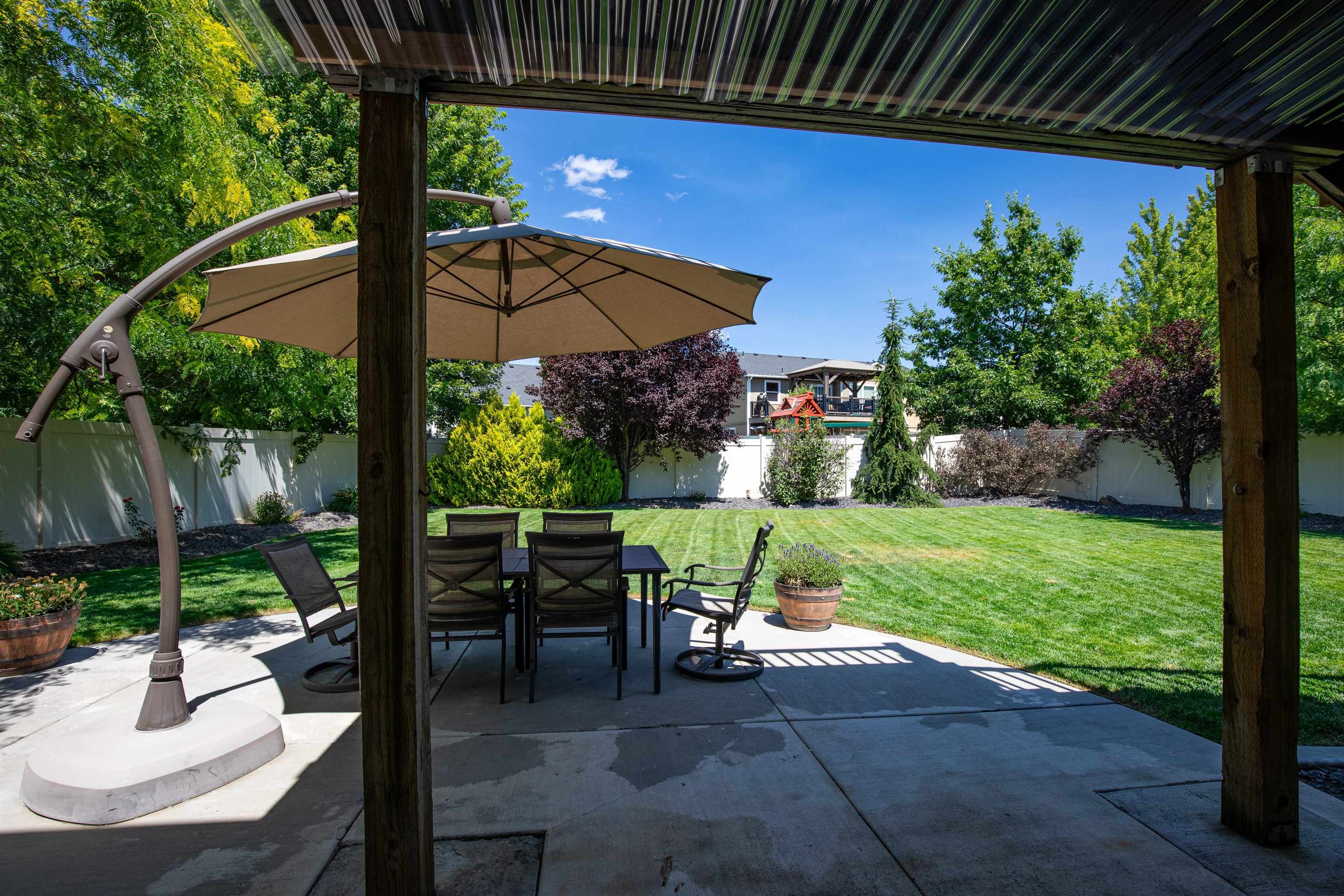 501 E PARKER Dr - Photo 40