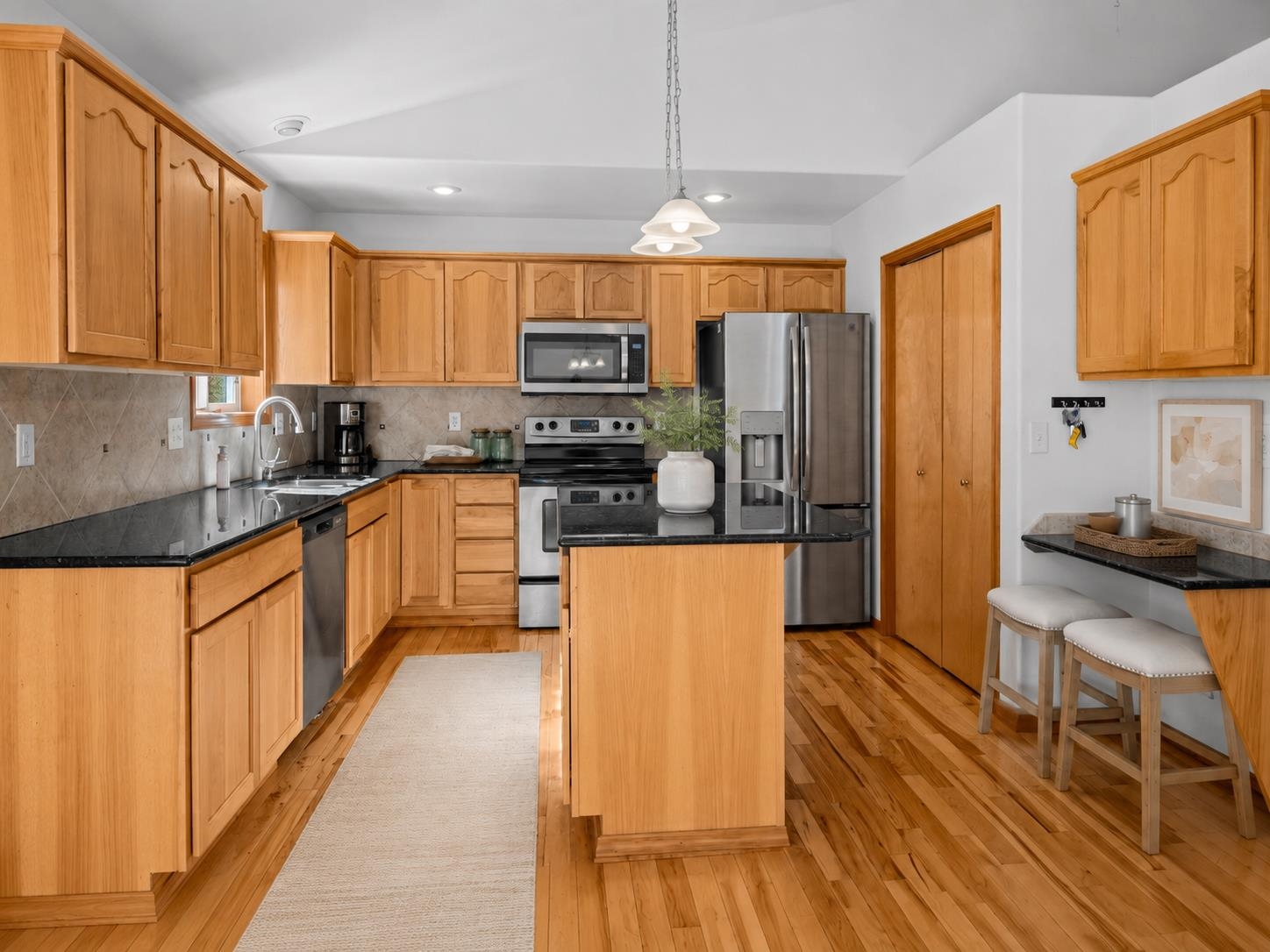 6305 Jenna Dr - Photo 9