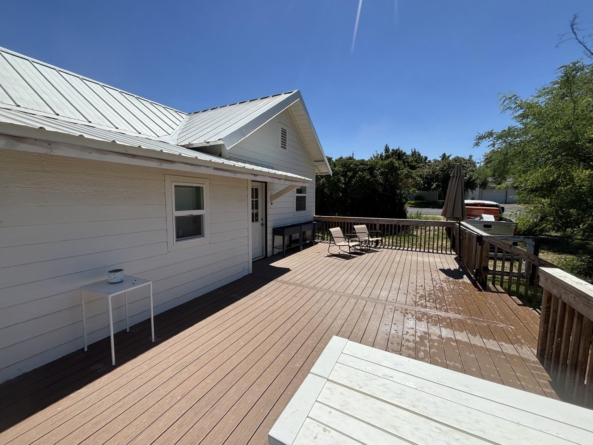 706 11th St - Photo 22
