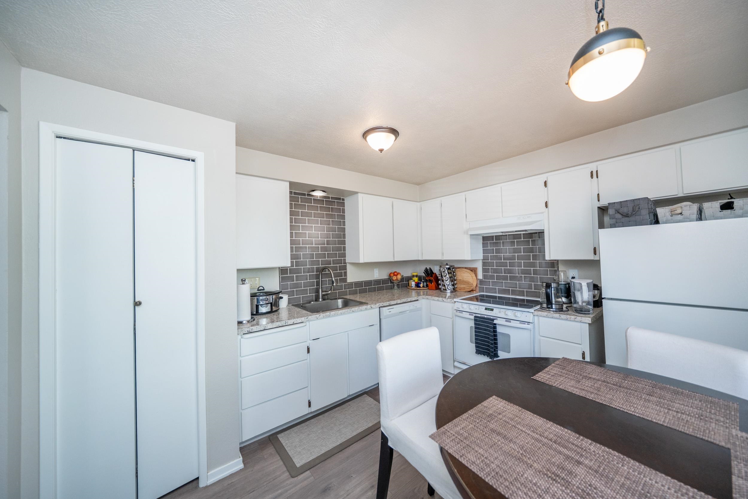 2903 E JACKSON Ave - Photo 15