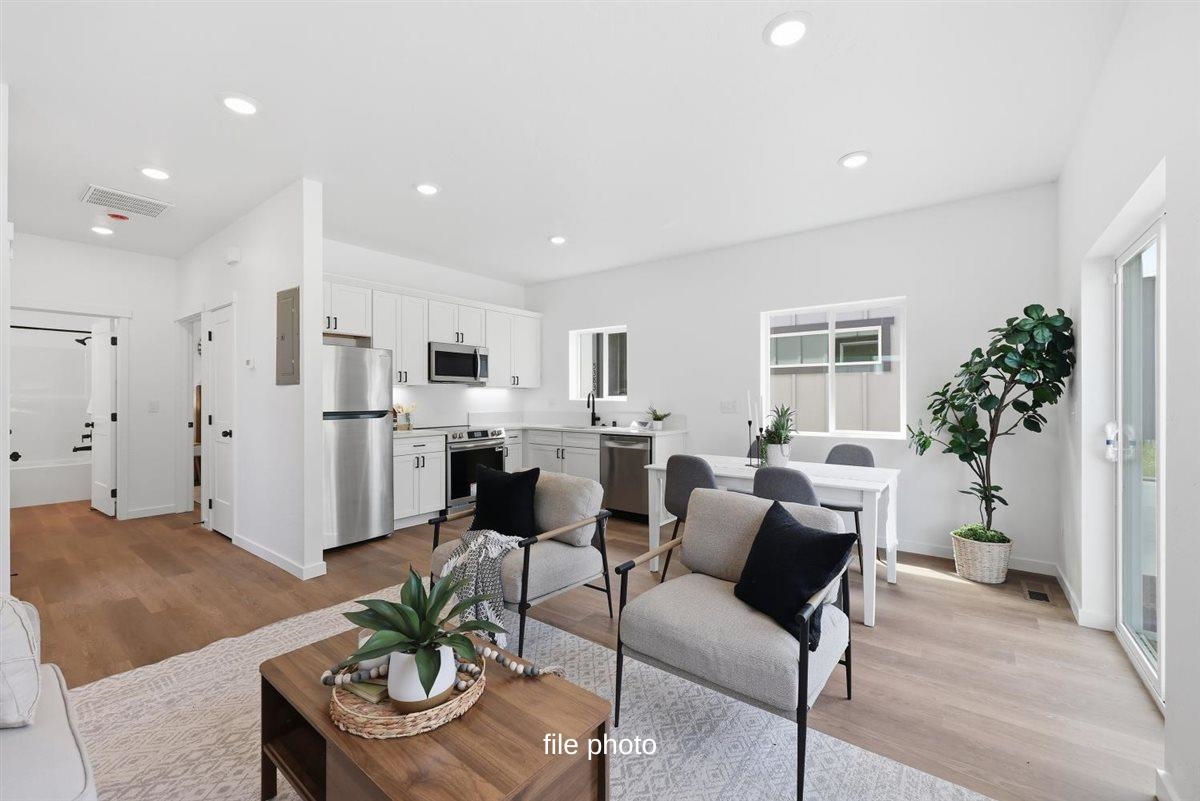 5397 N Lincoln St - Photo 23