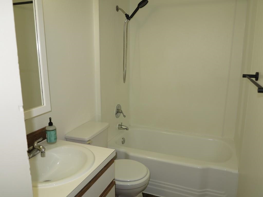 118 W 2nd St St - Photo 9