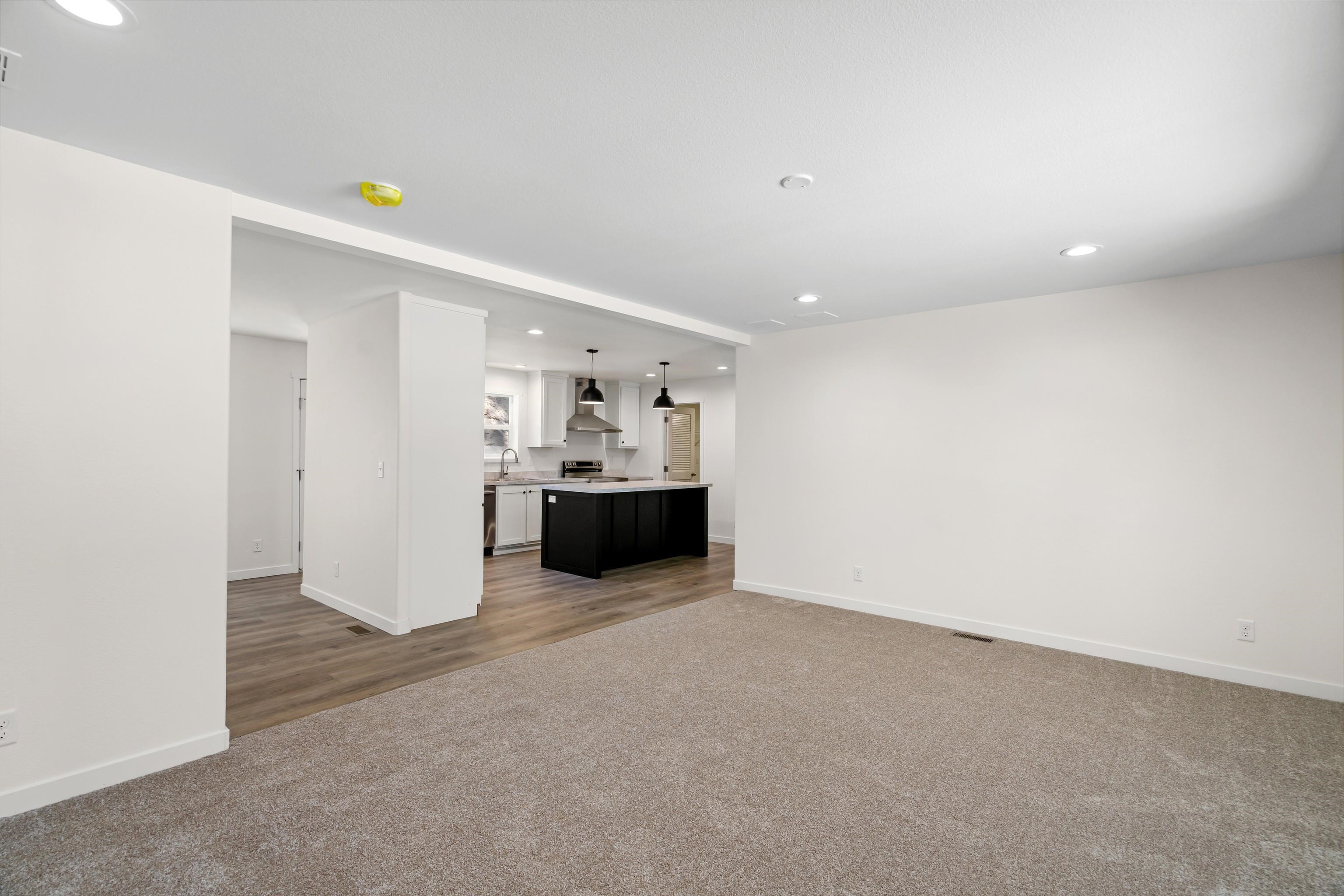 642 Diamond Dr - Photo 9