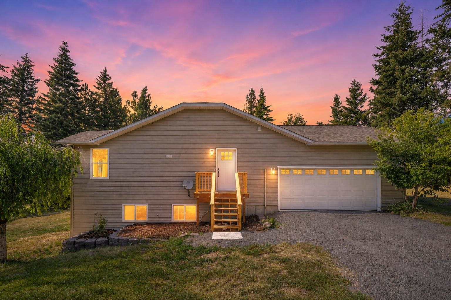 15519 E Tallman Rd - Photo 5