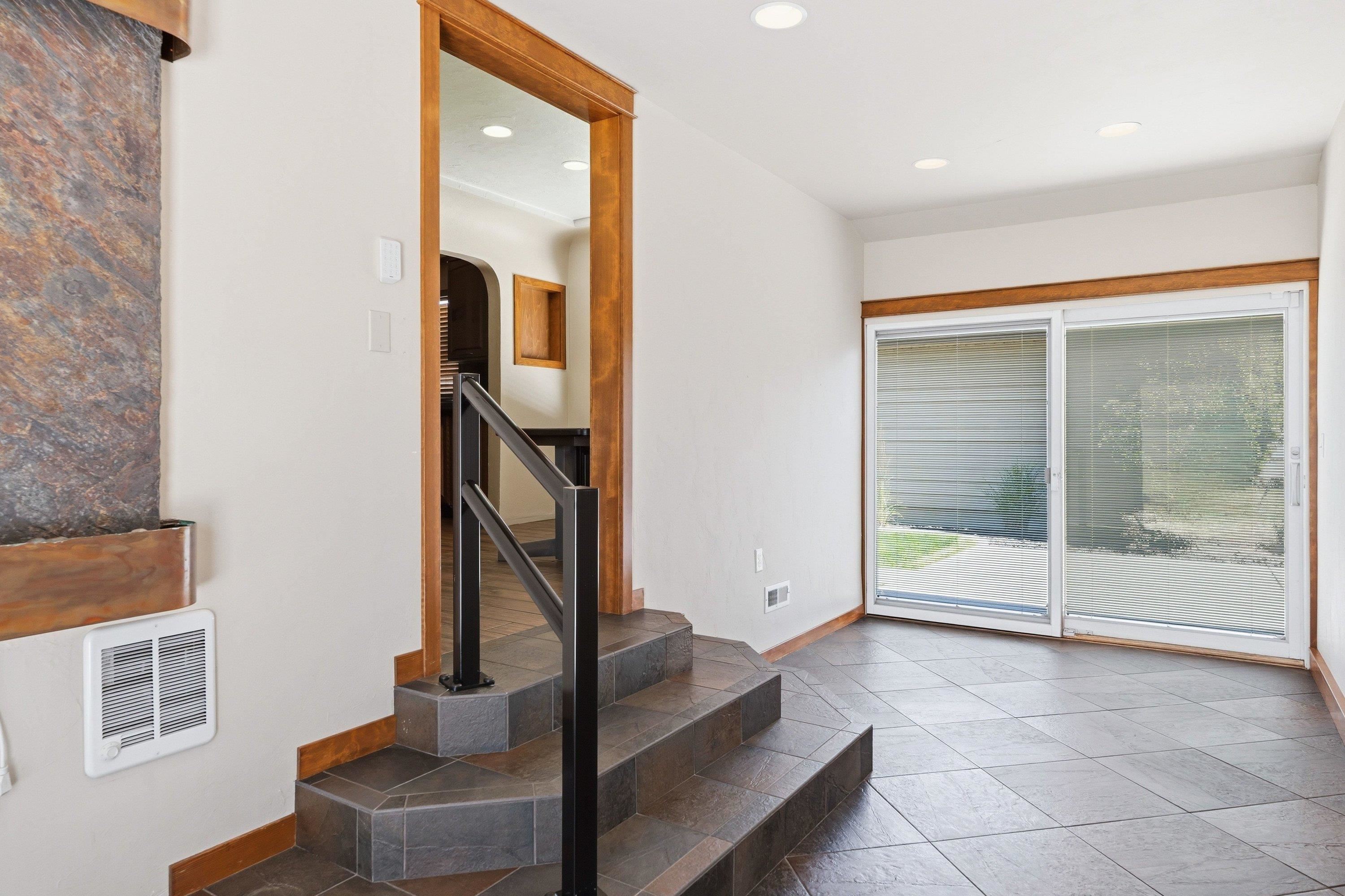 1116 N Willow Rd - Photo 5