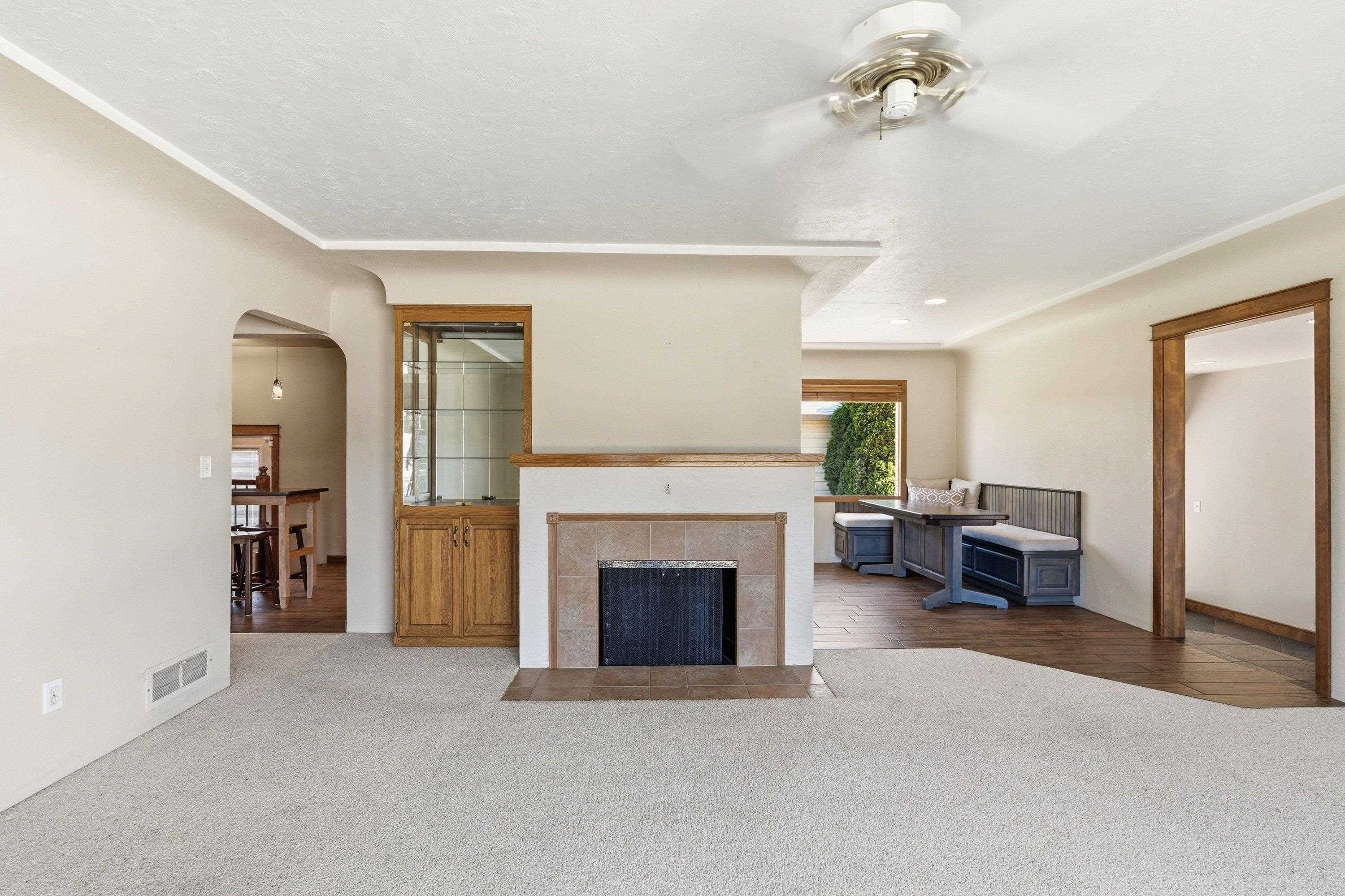 1116 N Willow Rd - Photo 7