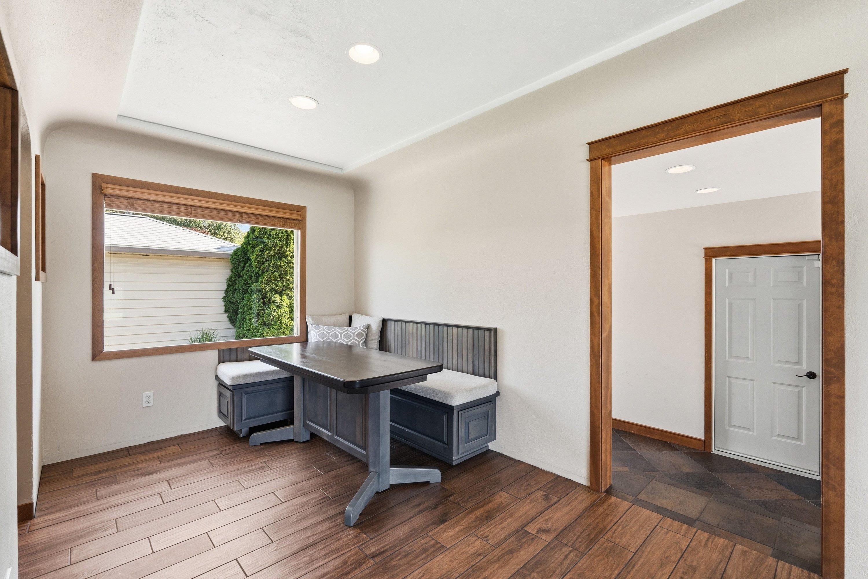 1116 N Willow Rd - Photo 10
