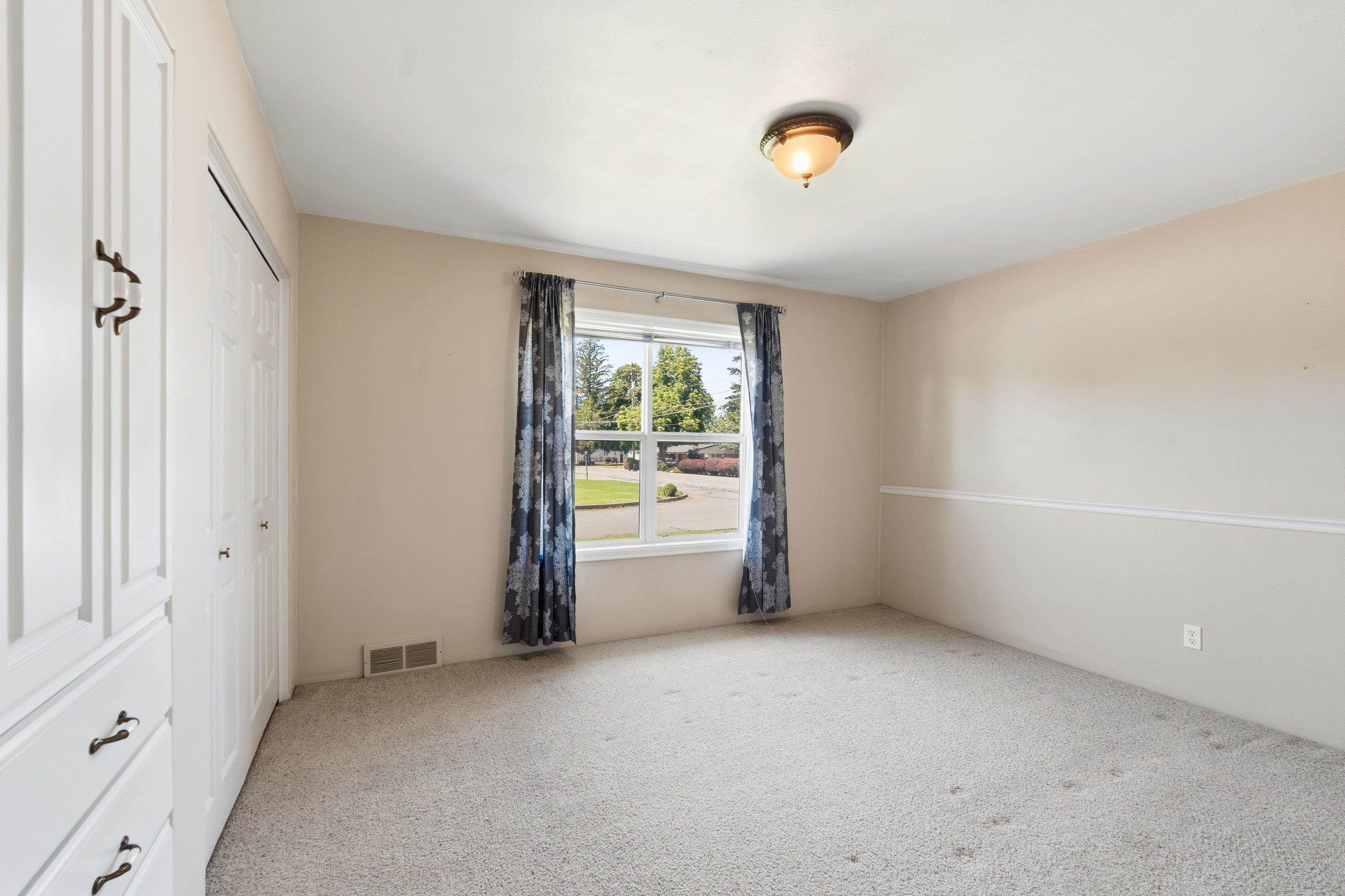 1116 N Willow Rd - Photo 19