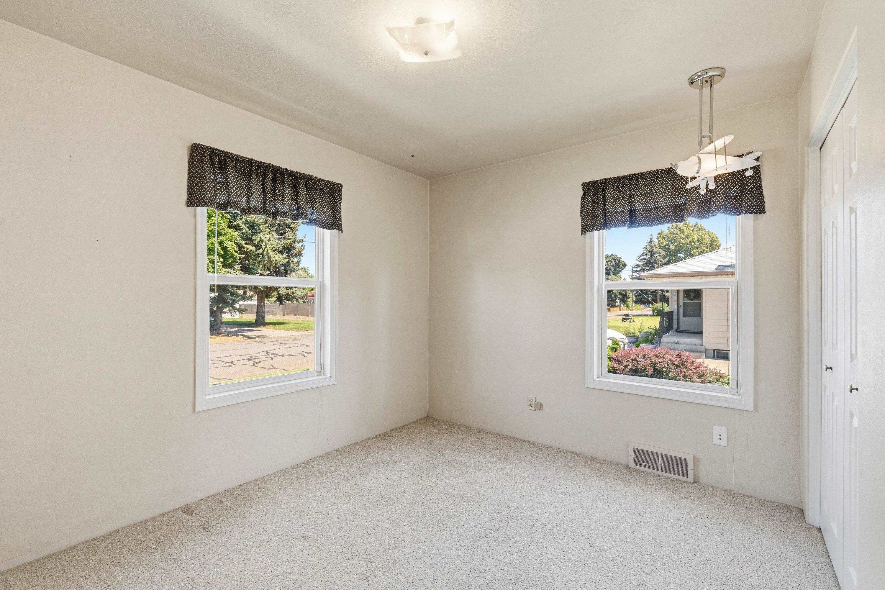 1116 N Willow Rd - Photo 23