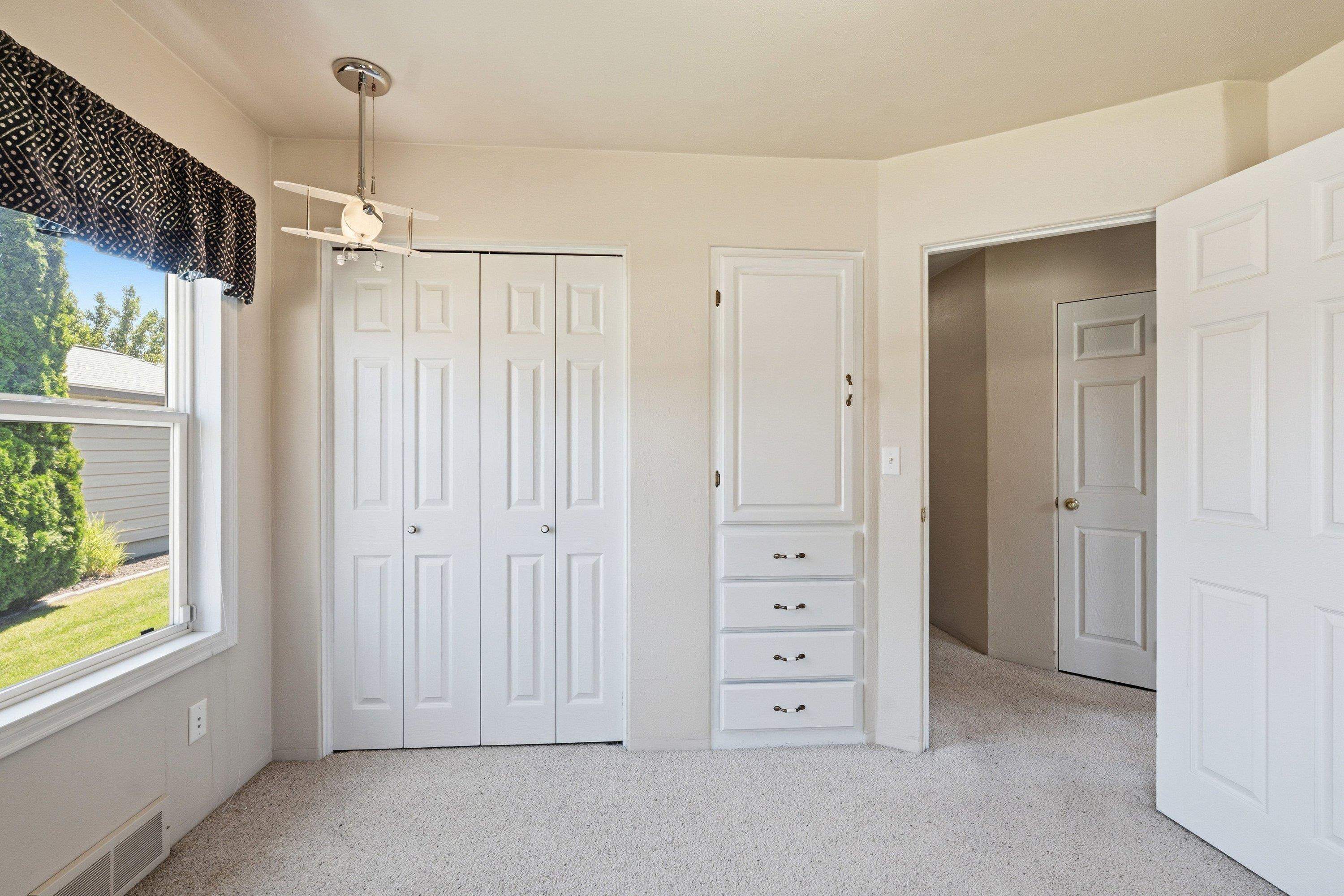 1116 N Willow Rd - Photo 24