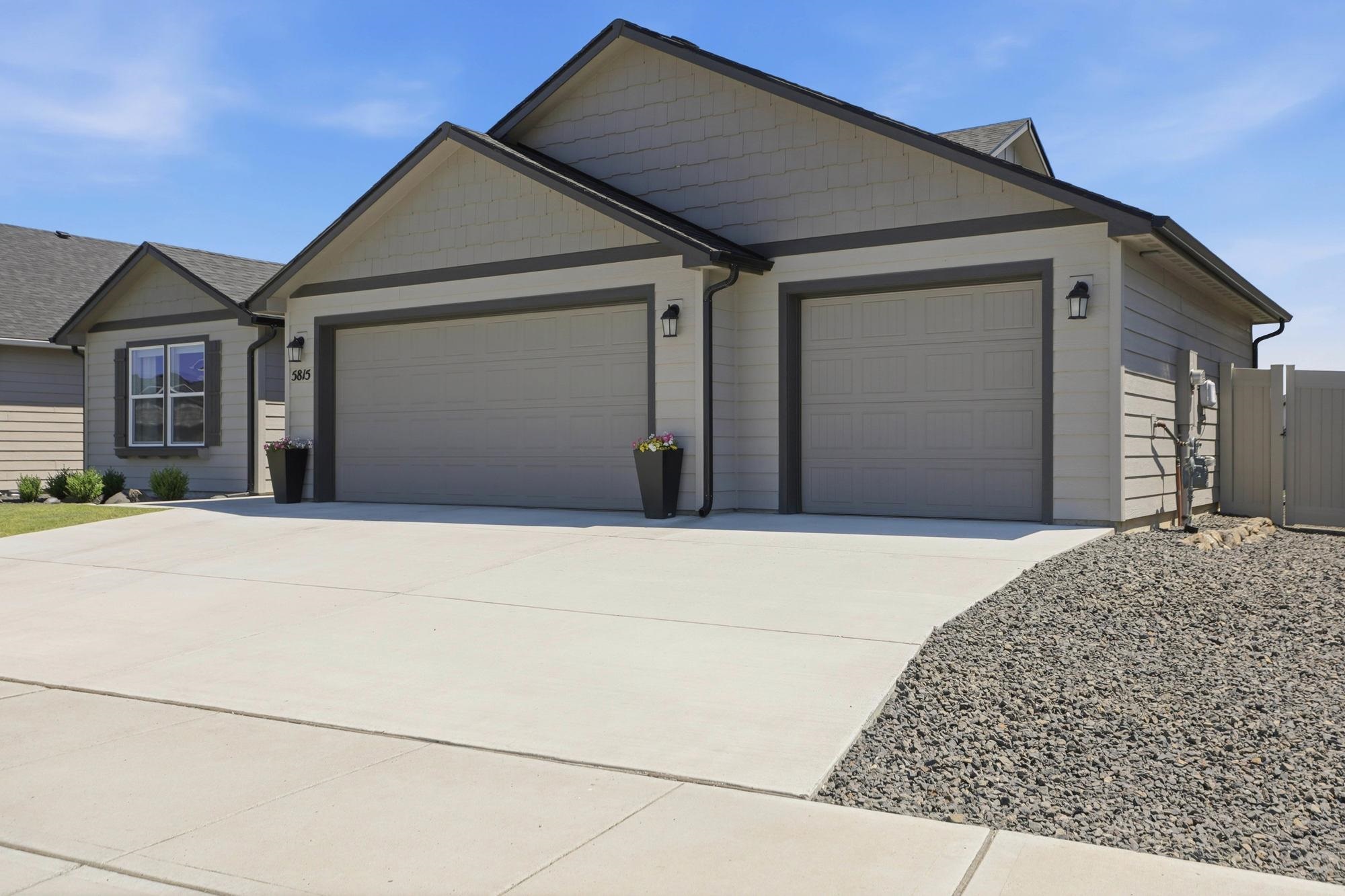 5815 S Dowdy Rd - Photo 3