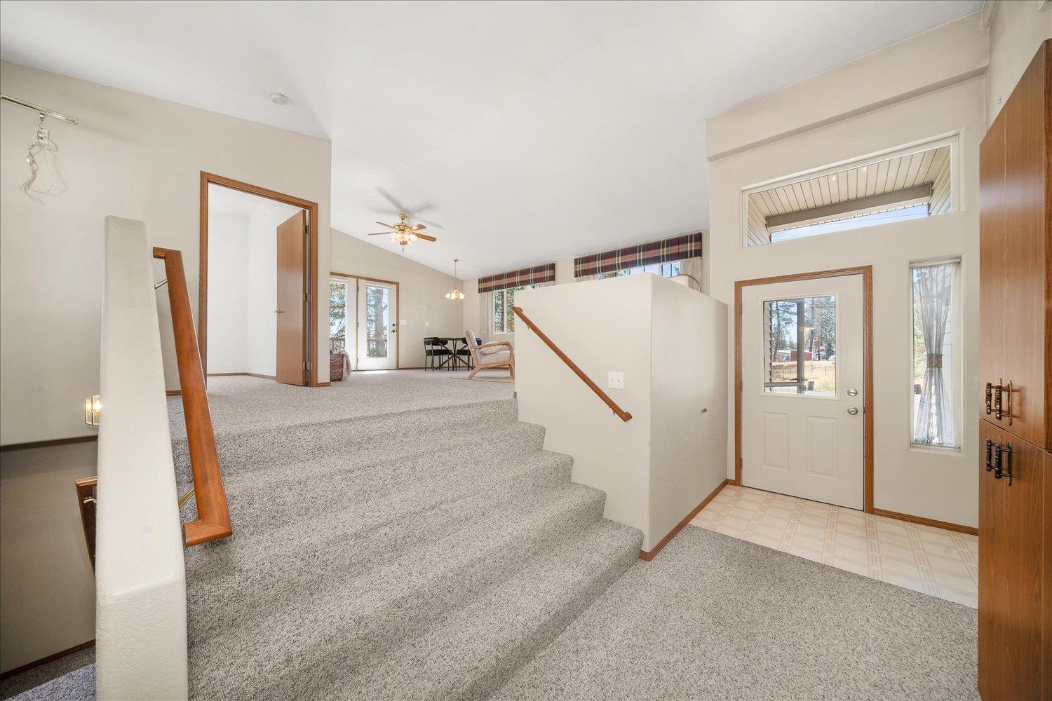 5909 S Mack Rd - Photo 4