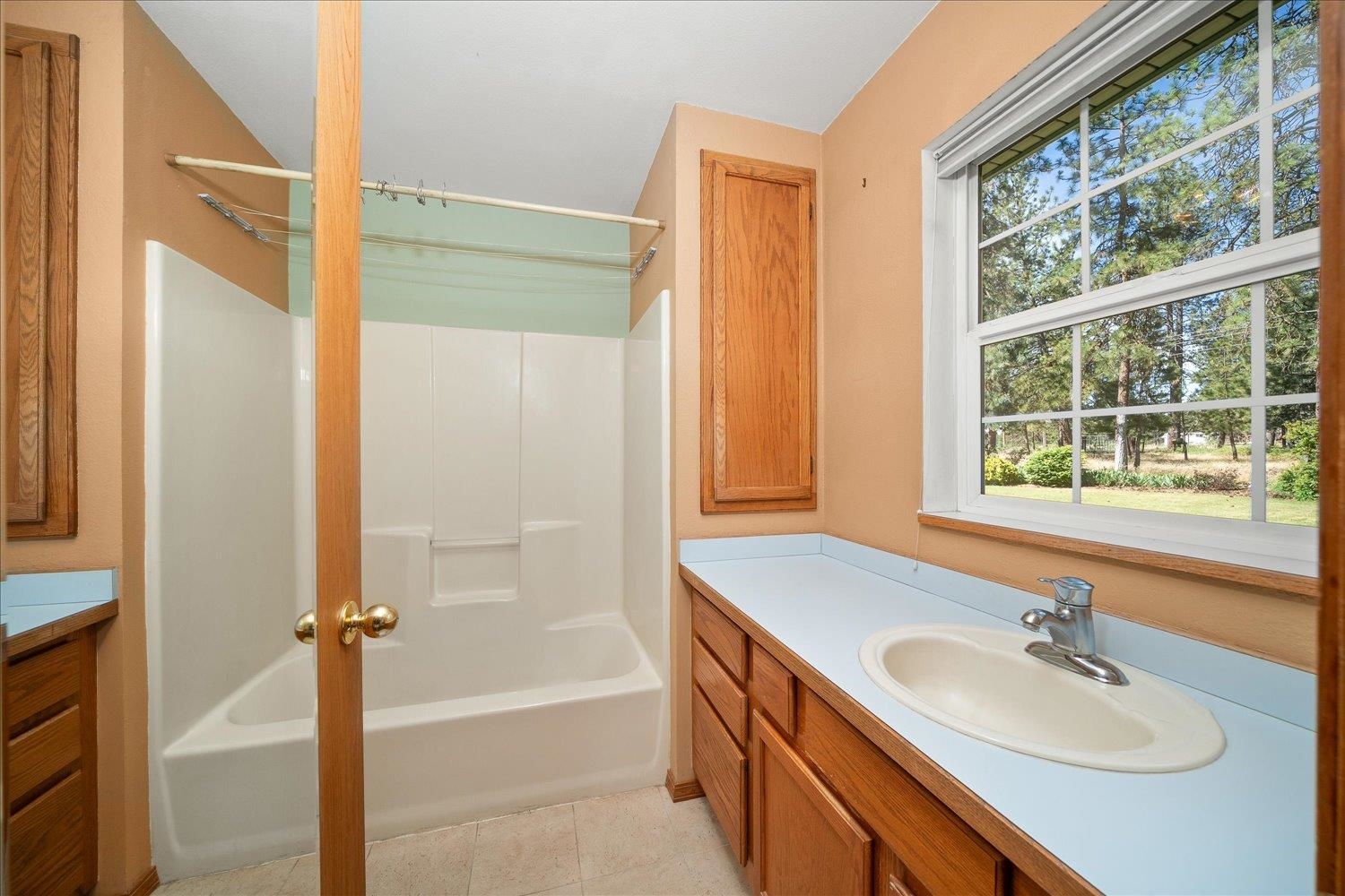 5909 S Mack Rd - Photo 16