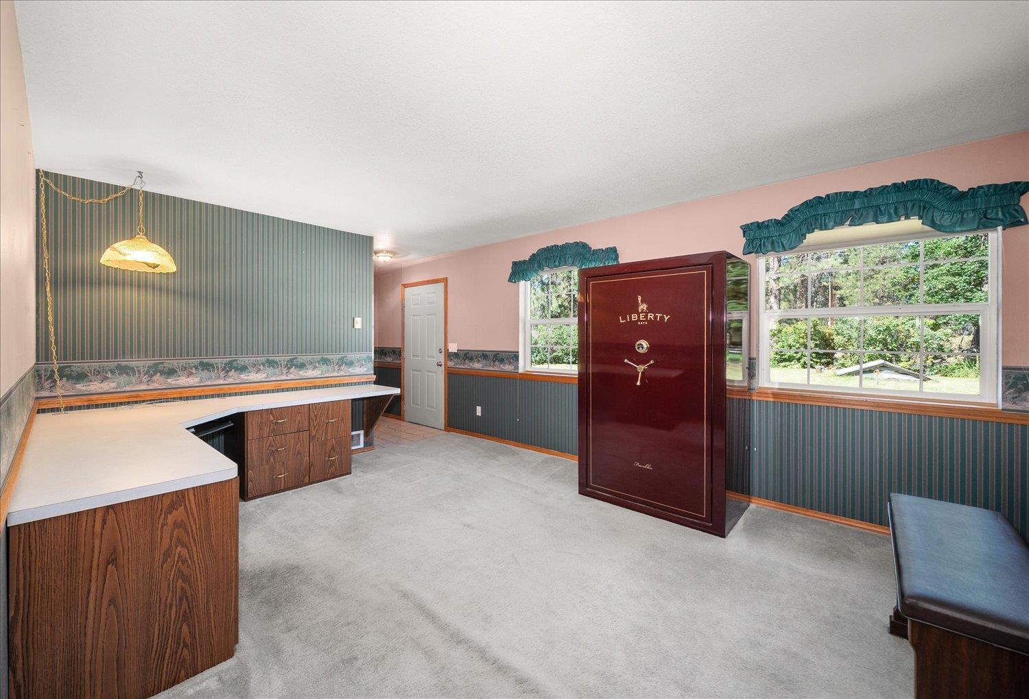 5909 S Mack Rd - Photo 21