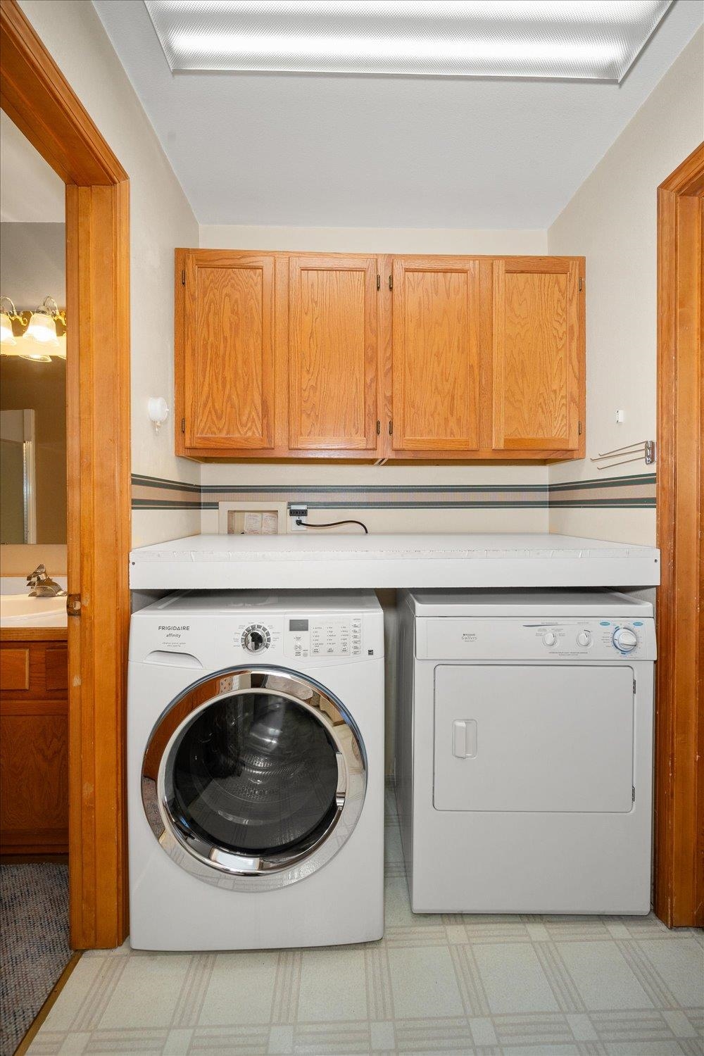 5909 S Mack Rd - Photo 24