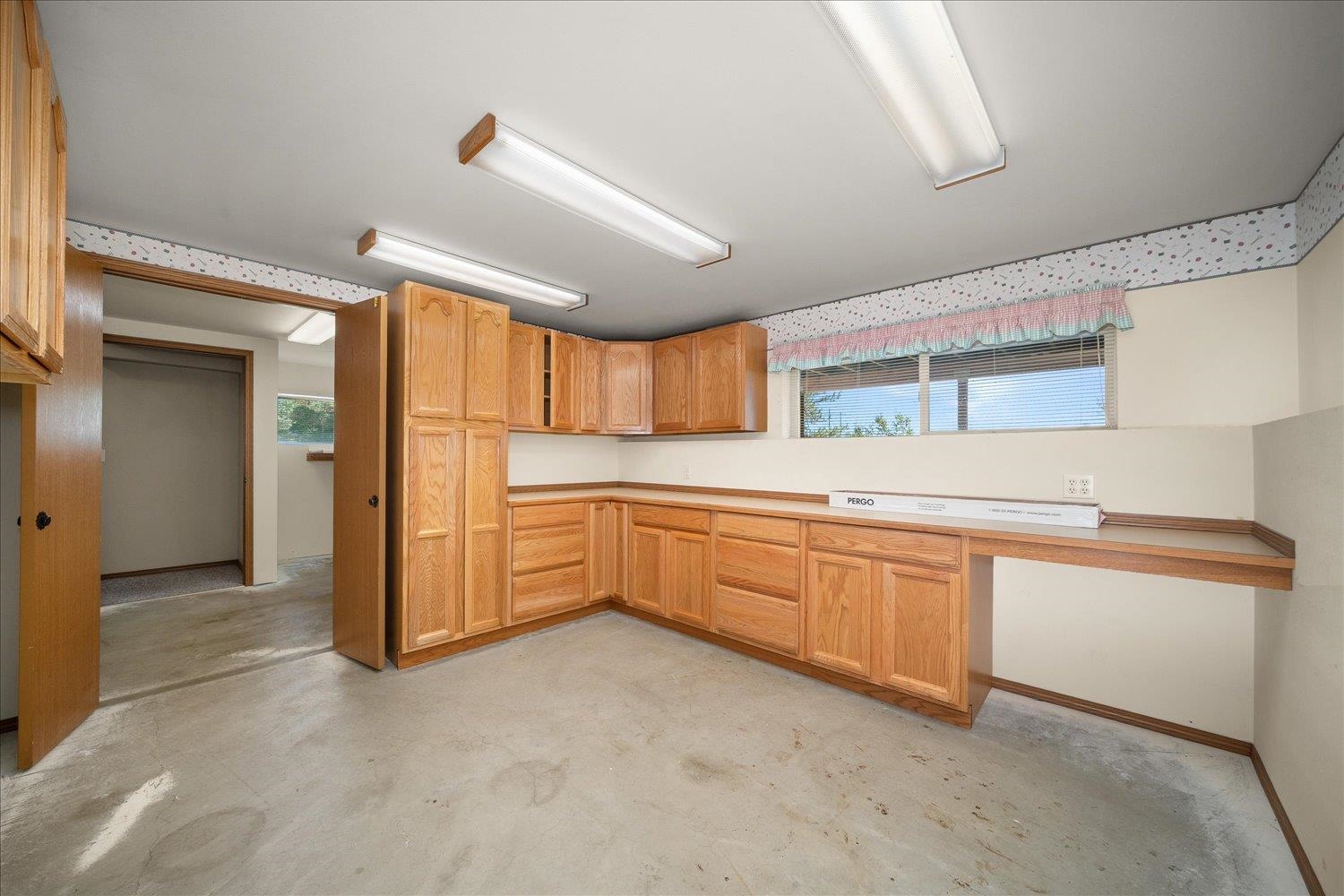 5909 S Mack Rd - Photo 27