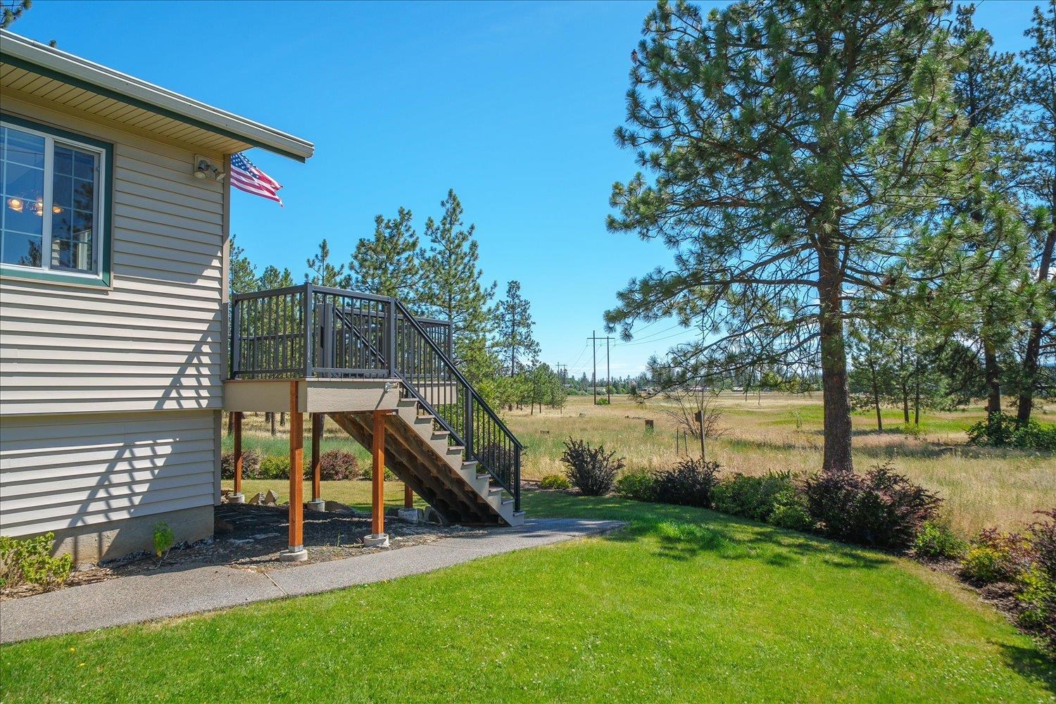 5909 S Mack Rd - Photo 33
