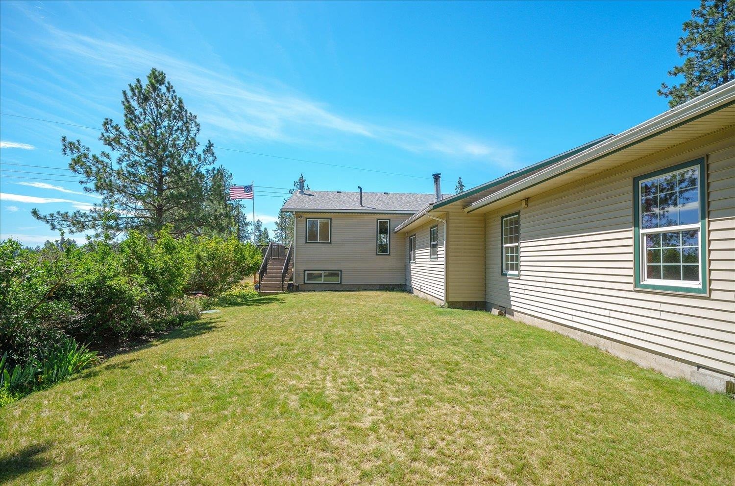 5909 S Mack Rd - Photo 36