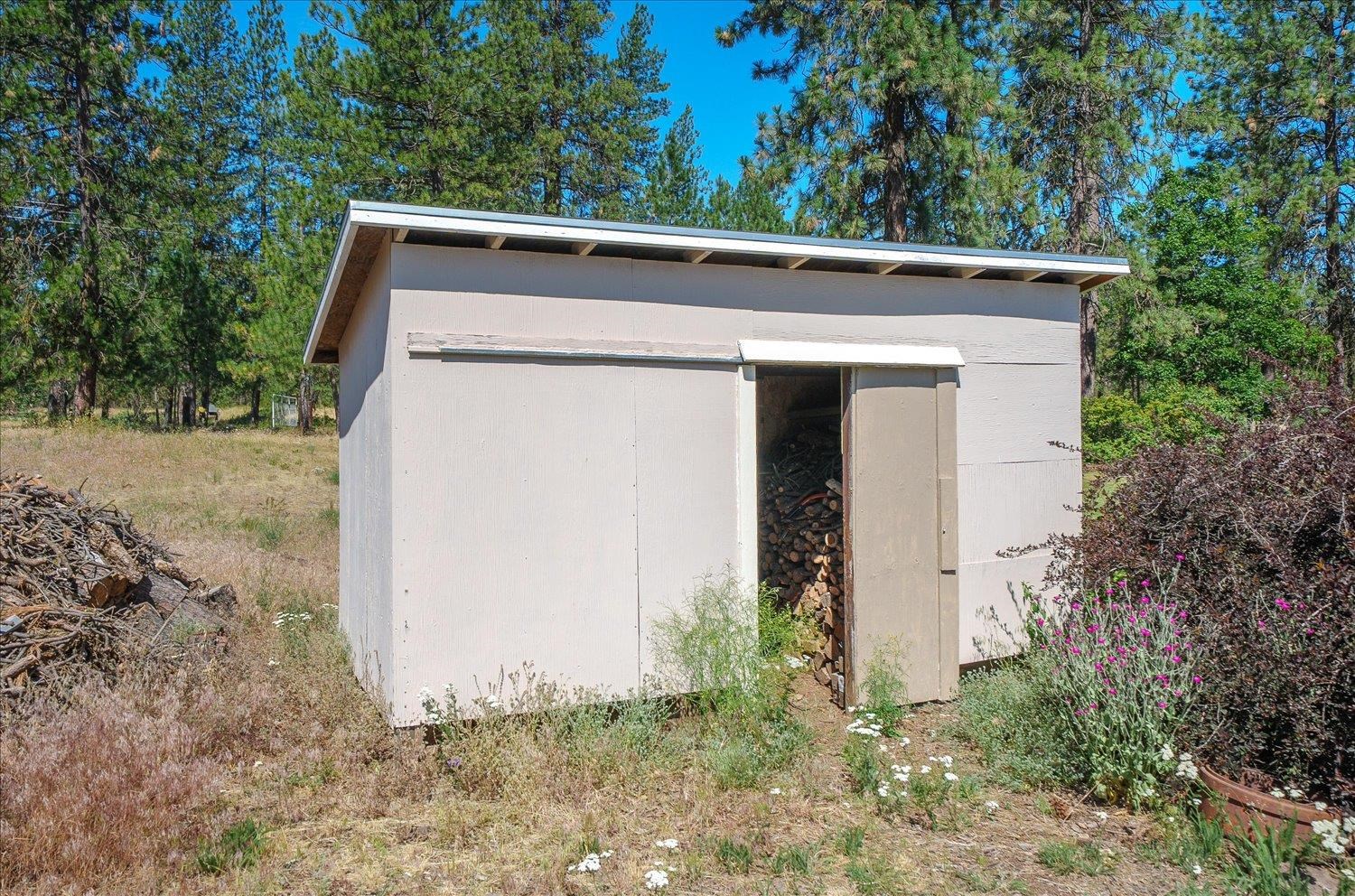 5909 S Mack Rd - Photo 39