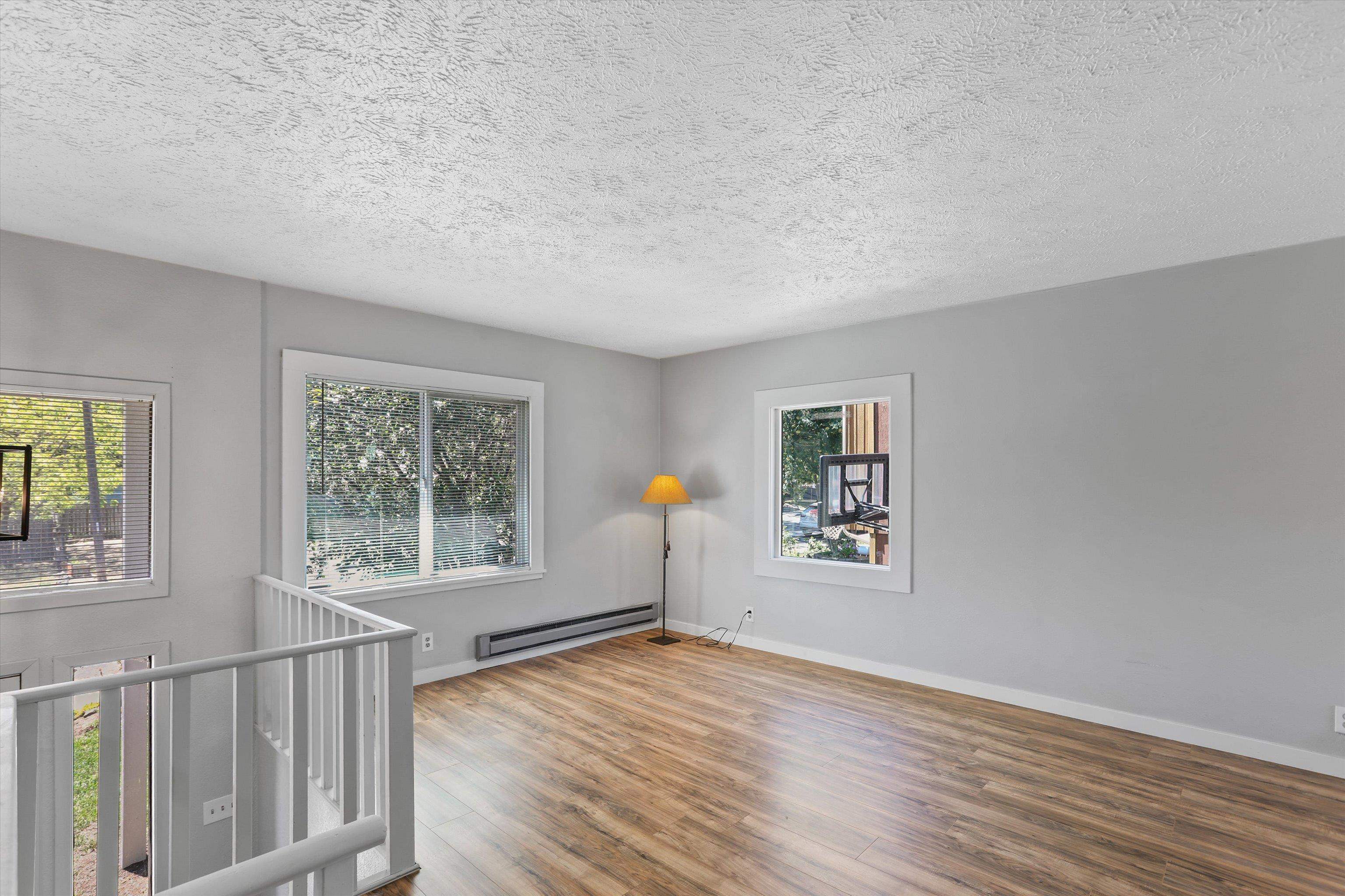 3629 E 34th Ave - Photo 3