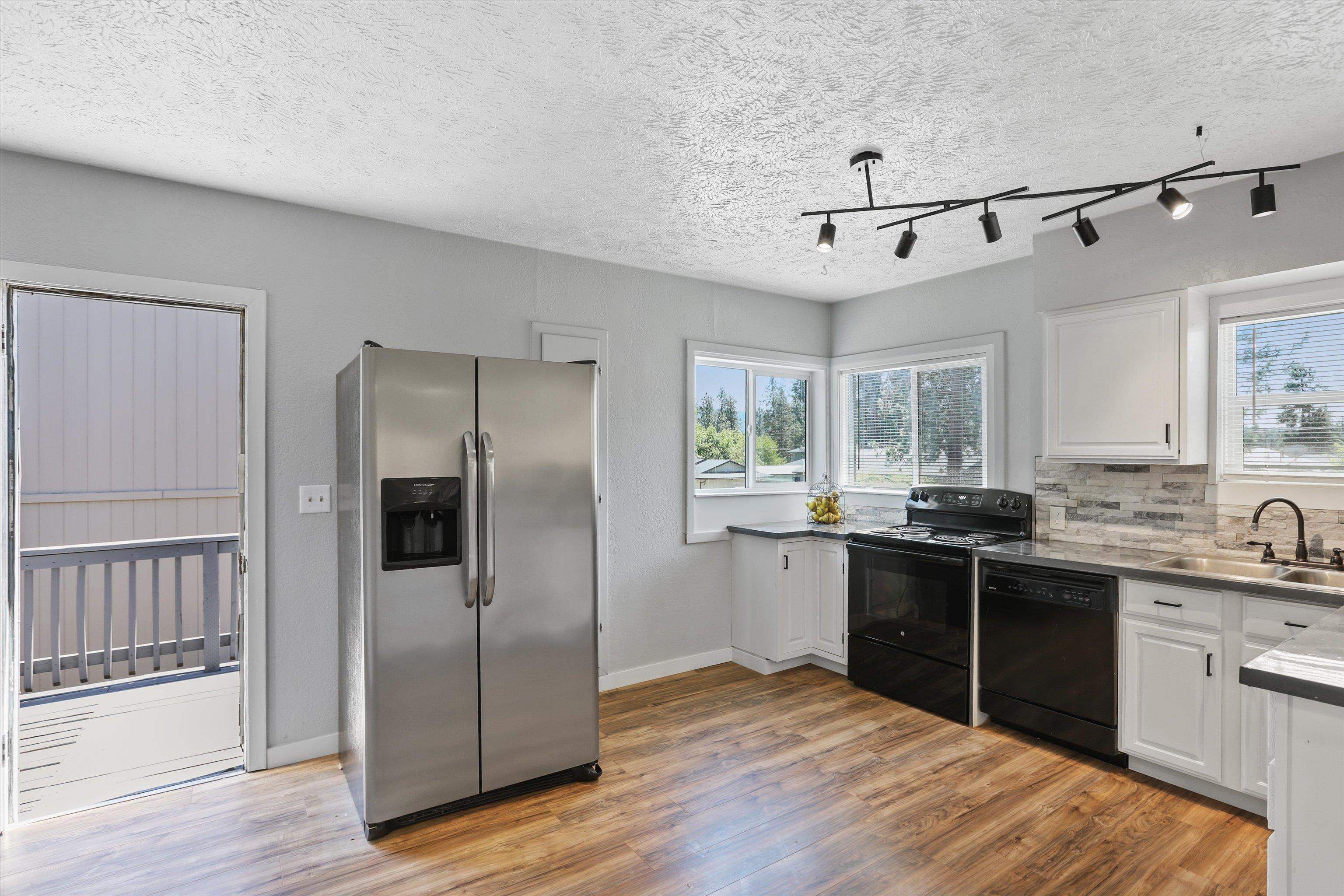 3629 E 34th Ave - Photo 11