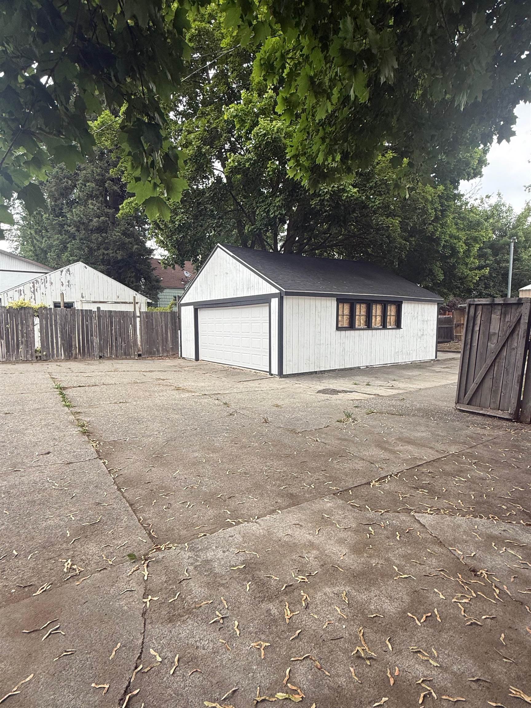 3415 S Grand Blvd - Photo 37