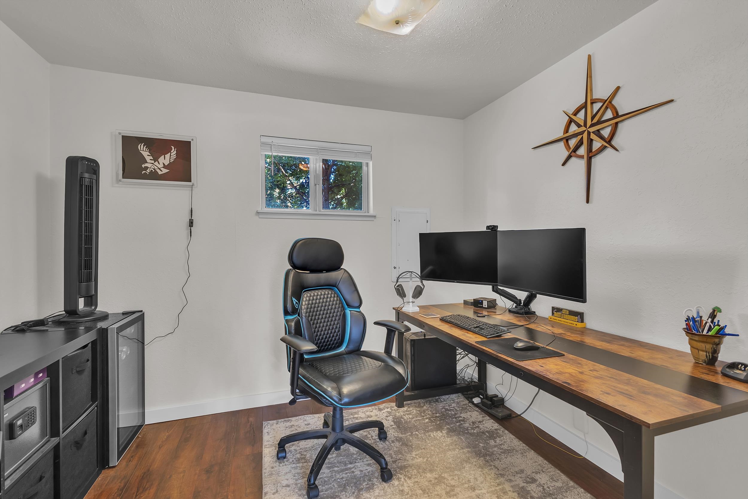 304 N 4th St - Photo 18