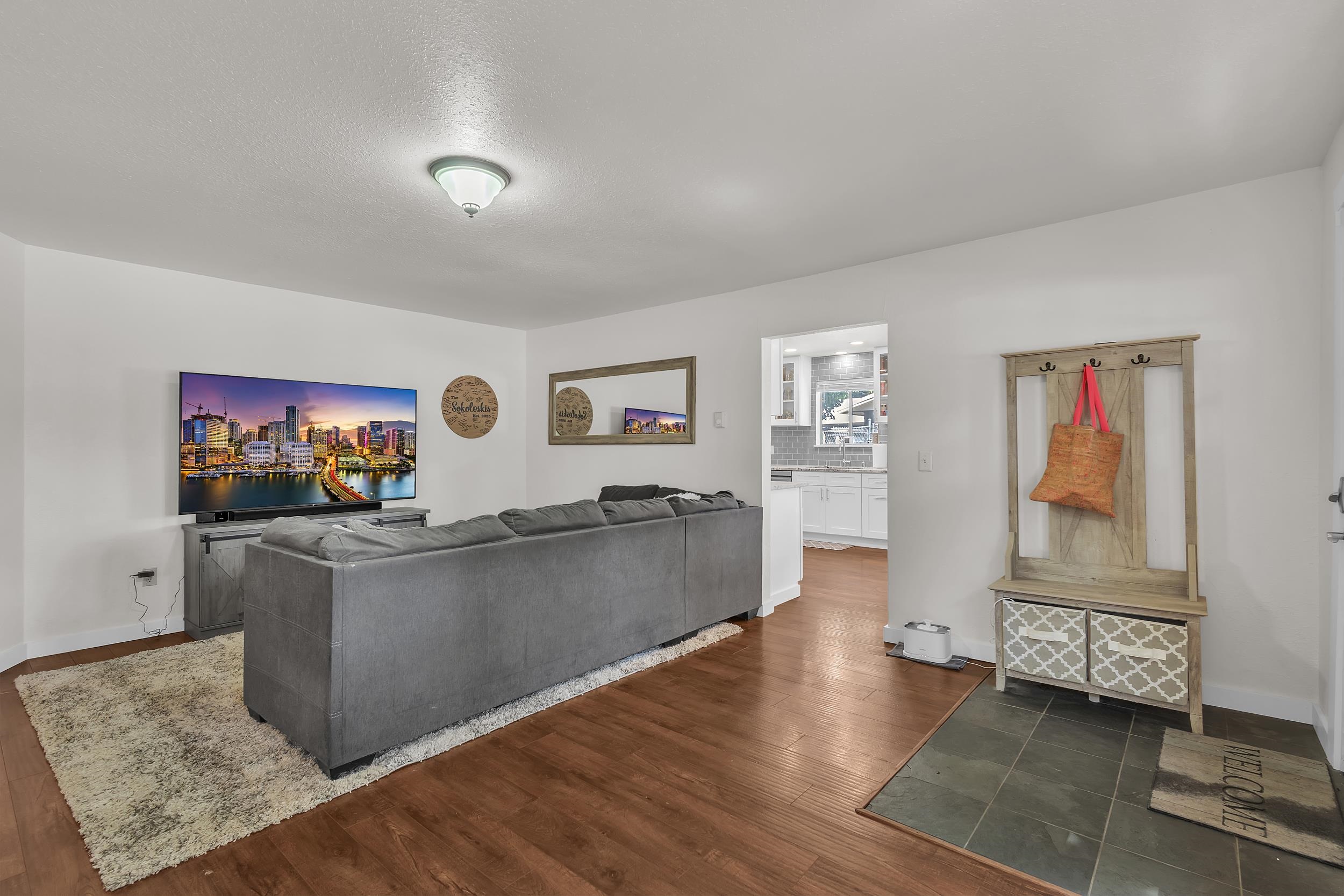 304 N 4th St - Photo 5