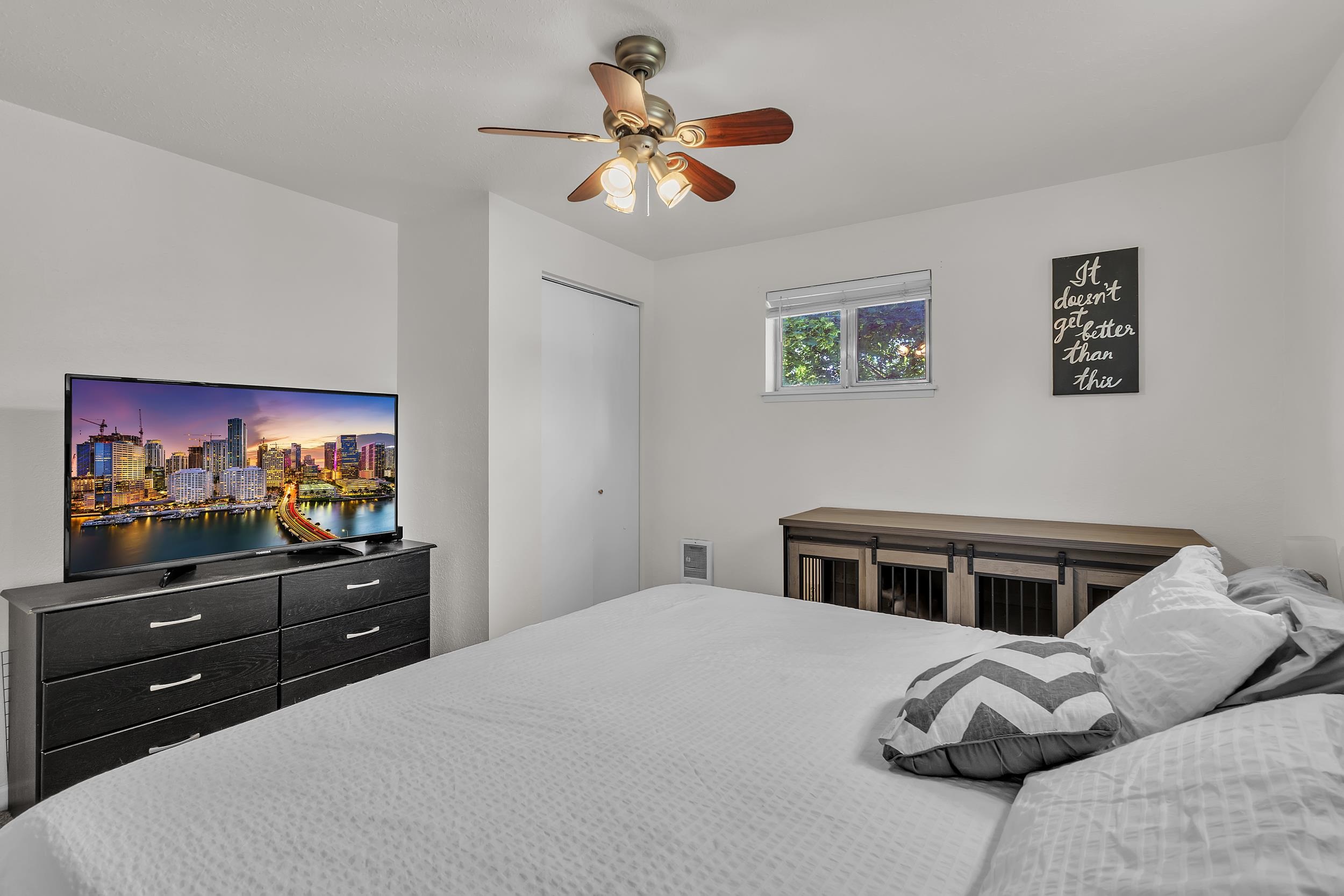 304 N 4th St - Photo 12
