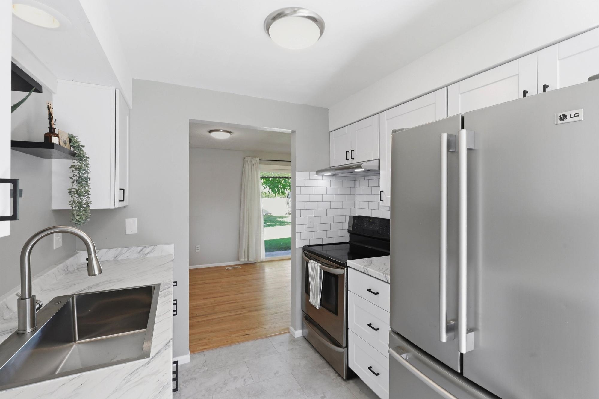 1003 N Warren Rd - Photo 12