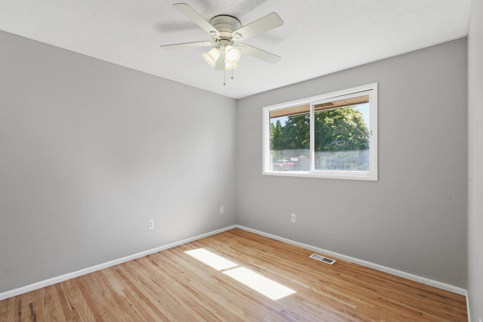 1003 N Warren Rd - Photo 16