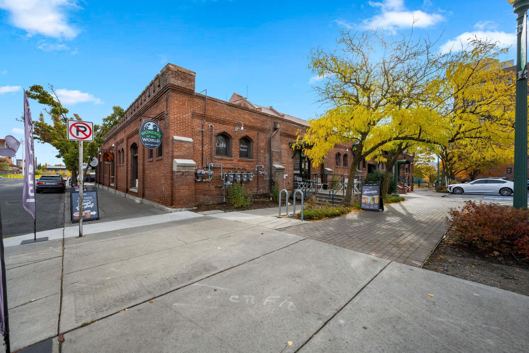 621 W Mallon Ave - Photo 15