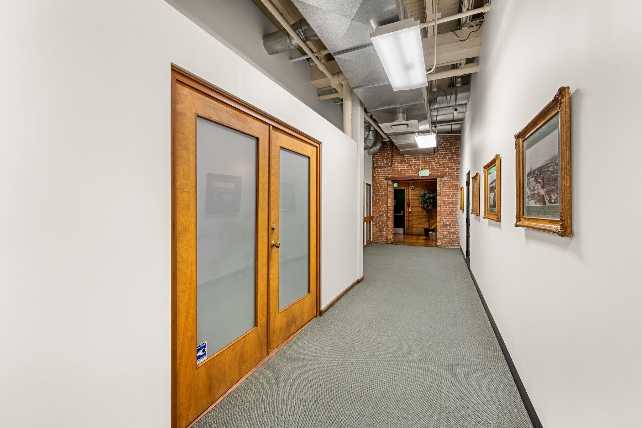 621 W Mallon Ave - Photo 20