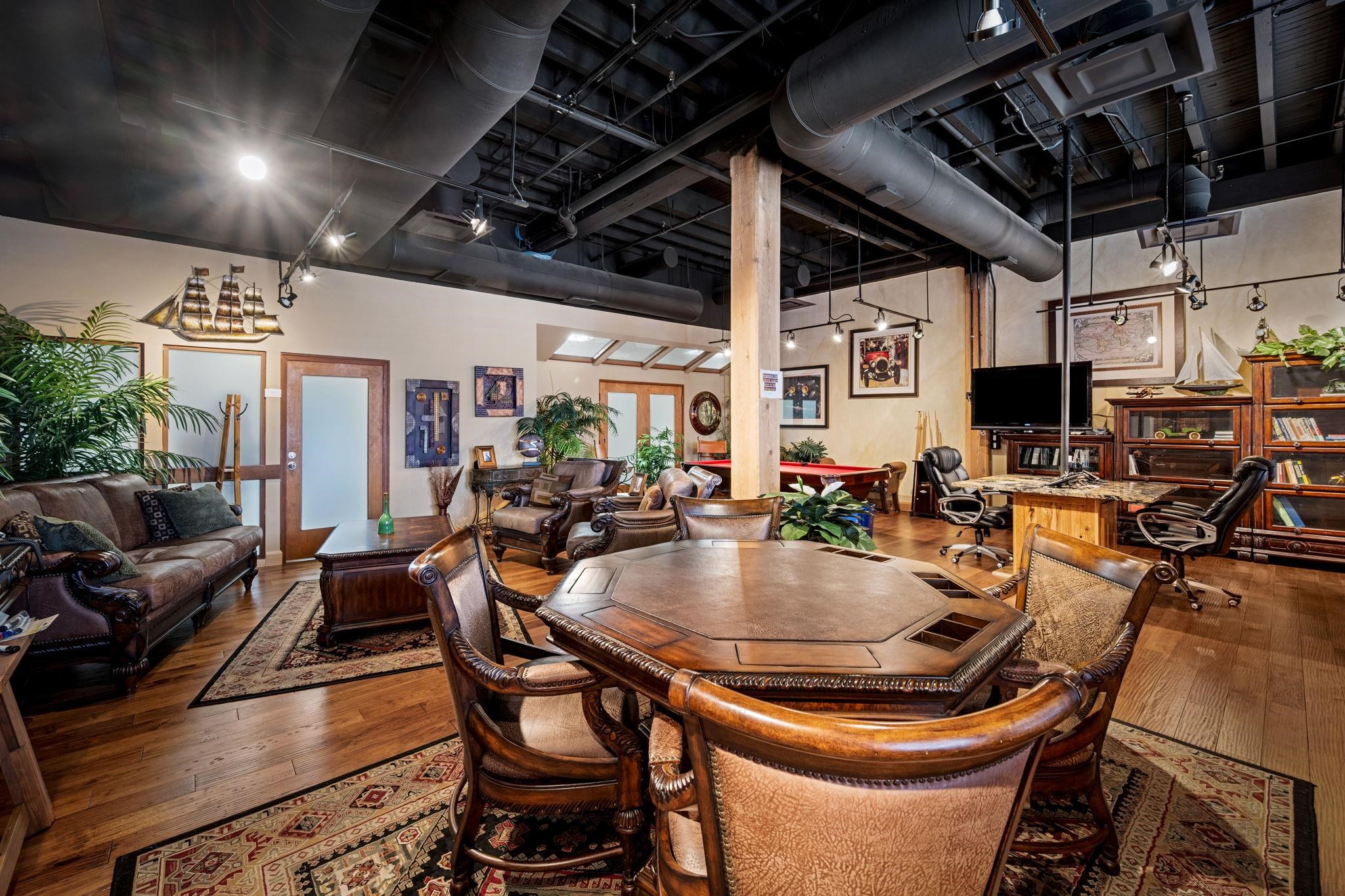 621 W Mallon Ave - Photo 30