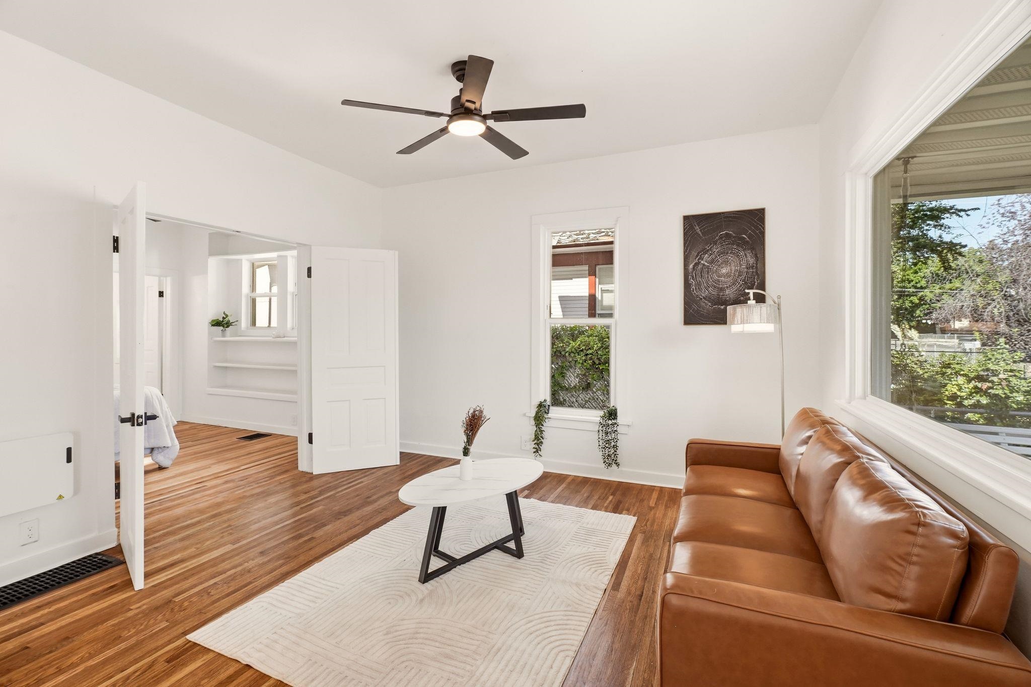 2211 W Gardner Ave - Photo 5