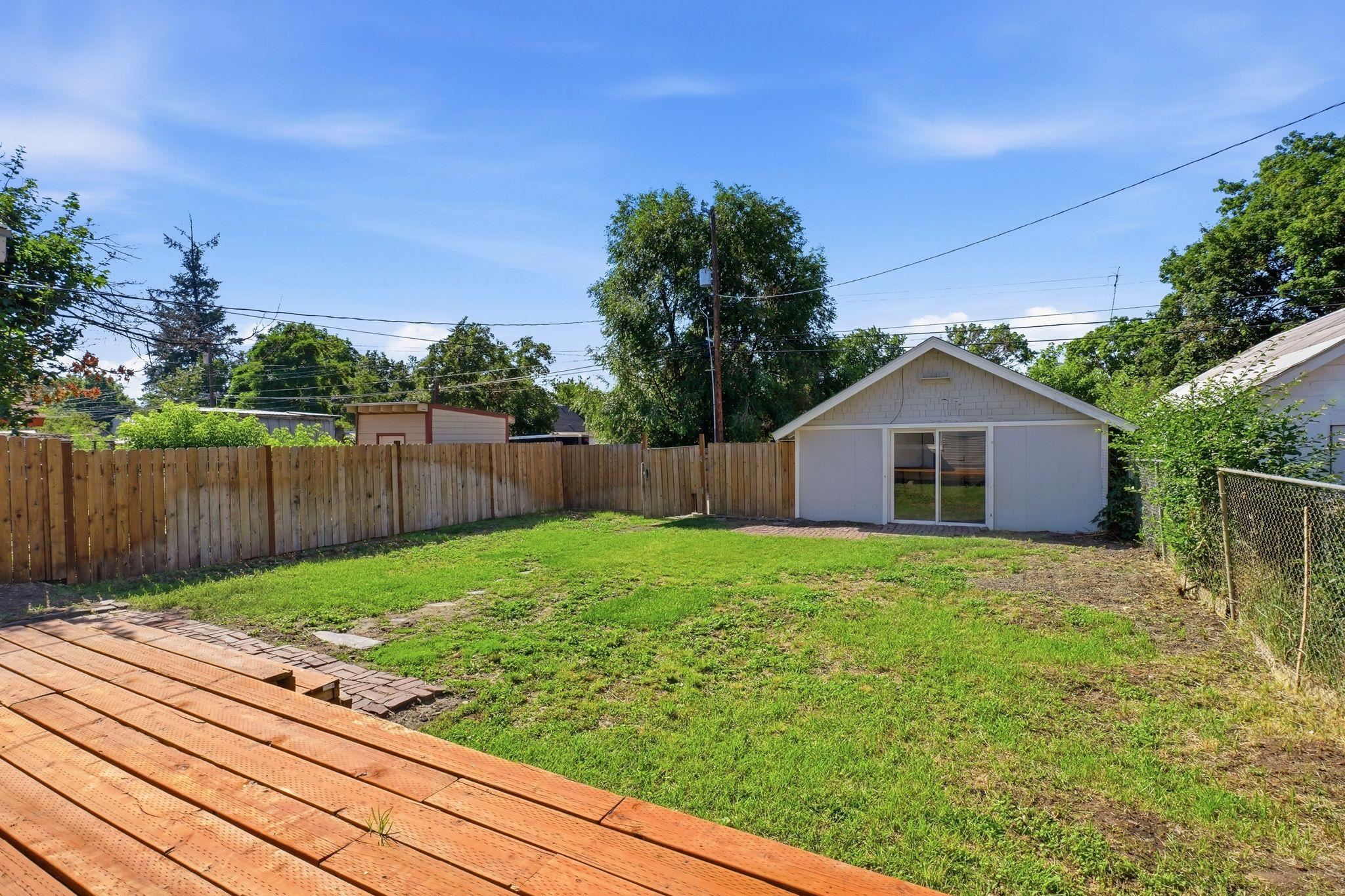 2211 W Gardner Ave - Photo 27