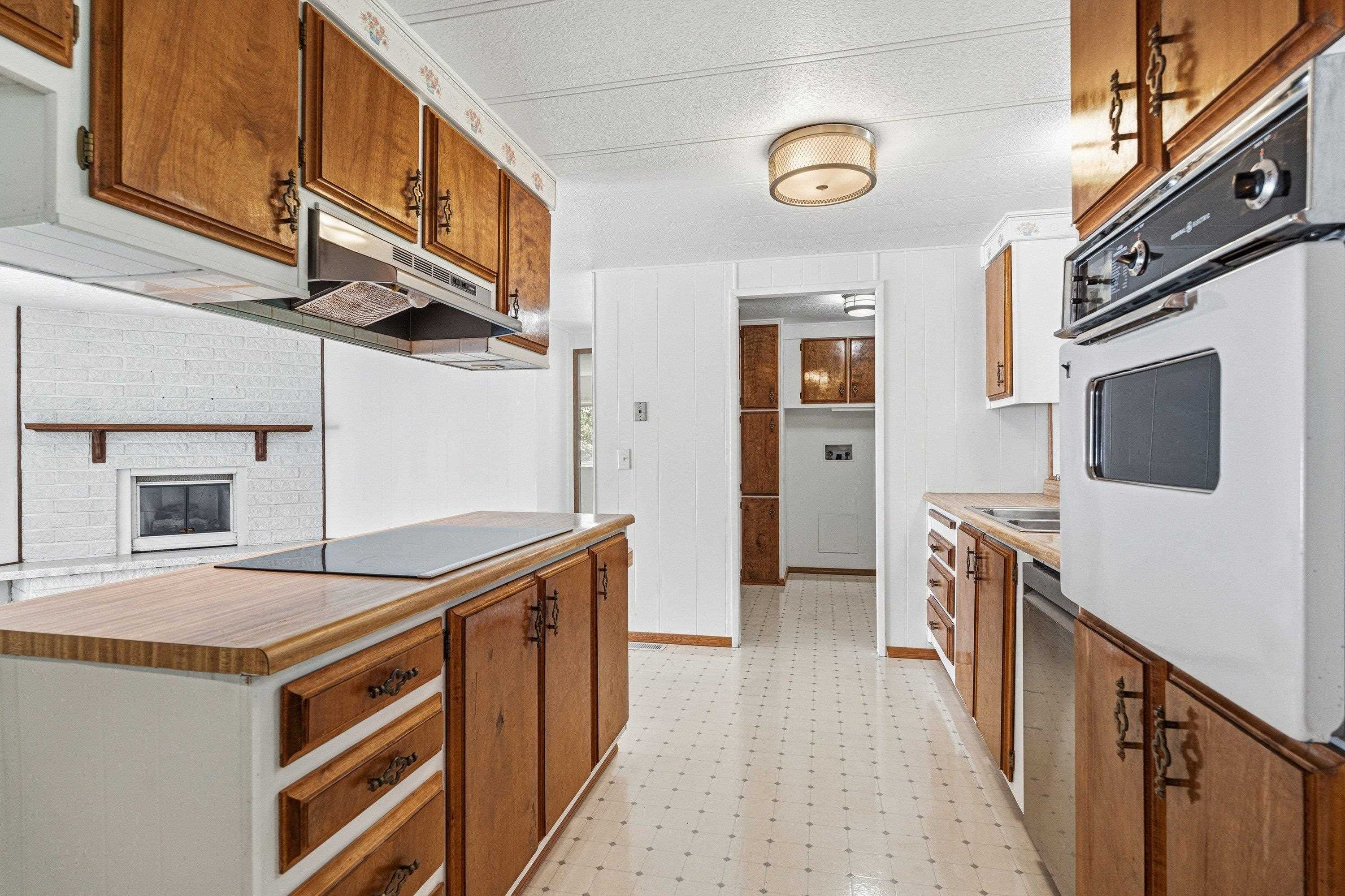 1211 E Lyons Ave - Photo 11