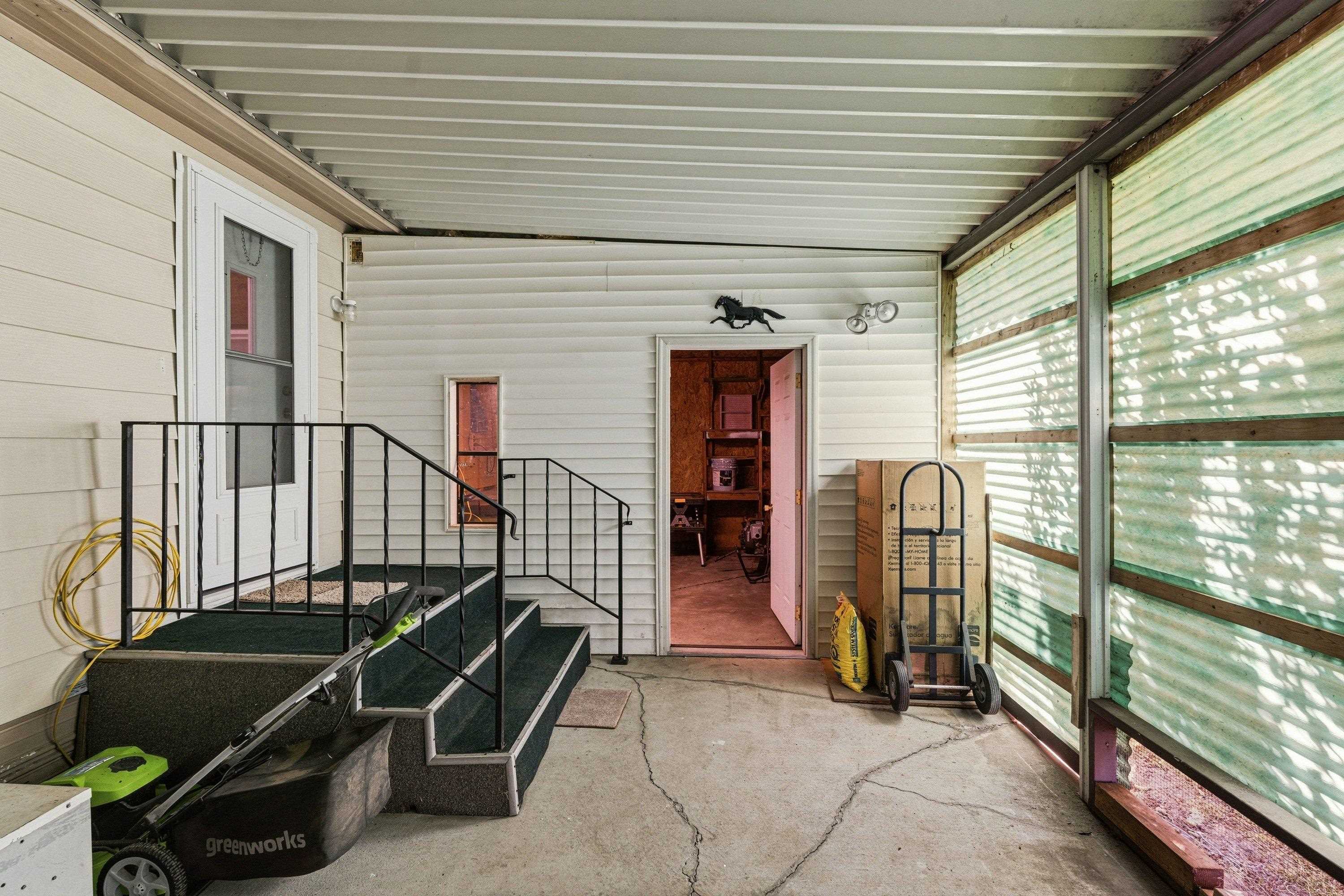 1211 E Lyons Ave - Photo 24