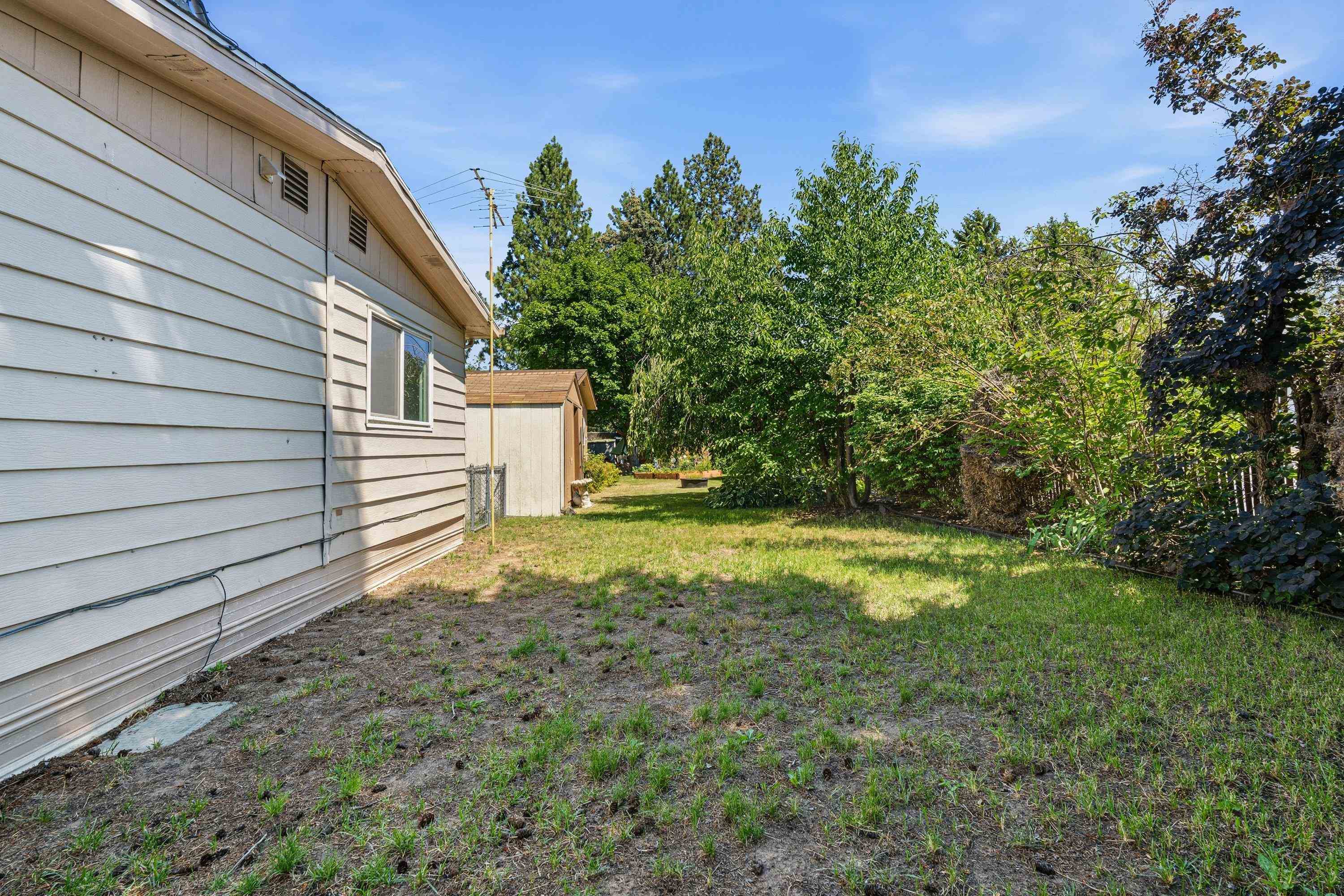 1211 E Lyons Ave - Photo 31