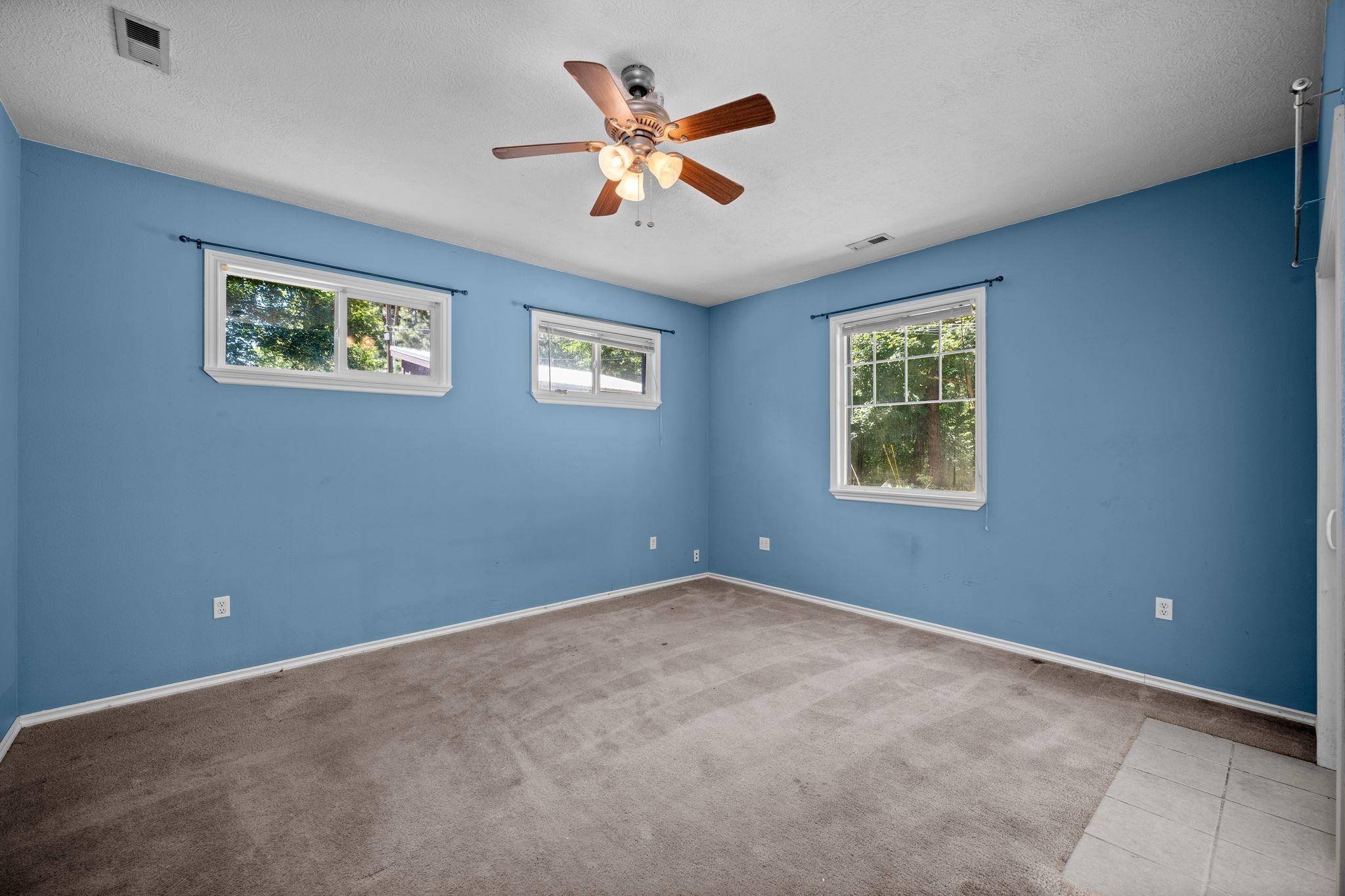 3234 W North Loop Ave - Photo 15