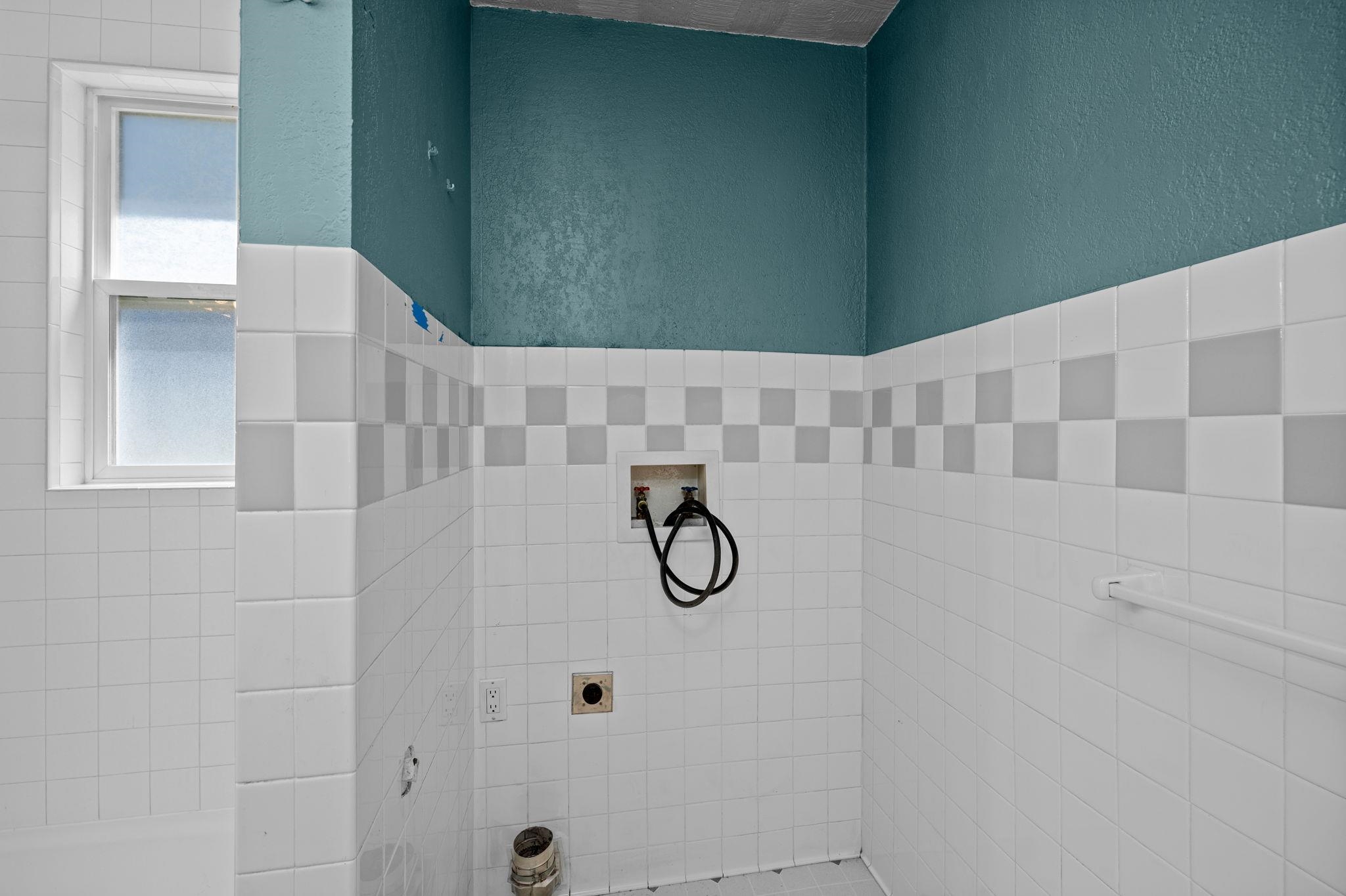 3234 W North Loop Ave - Photo 21