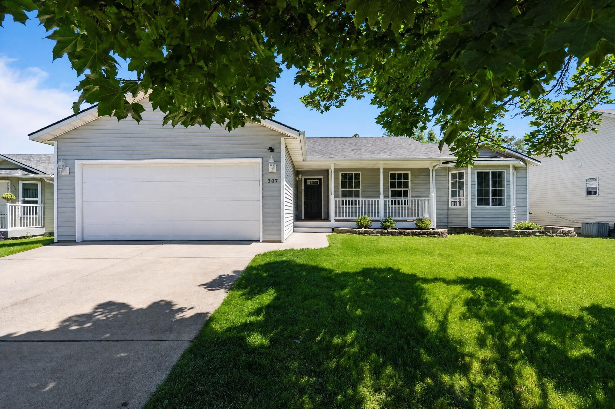 307 S Morrow Ln - Photo 1