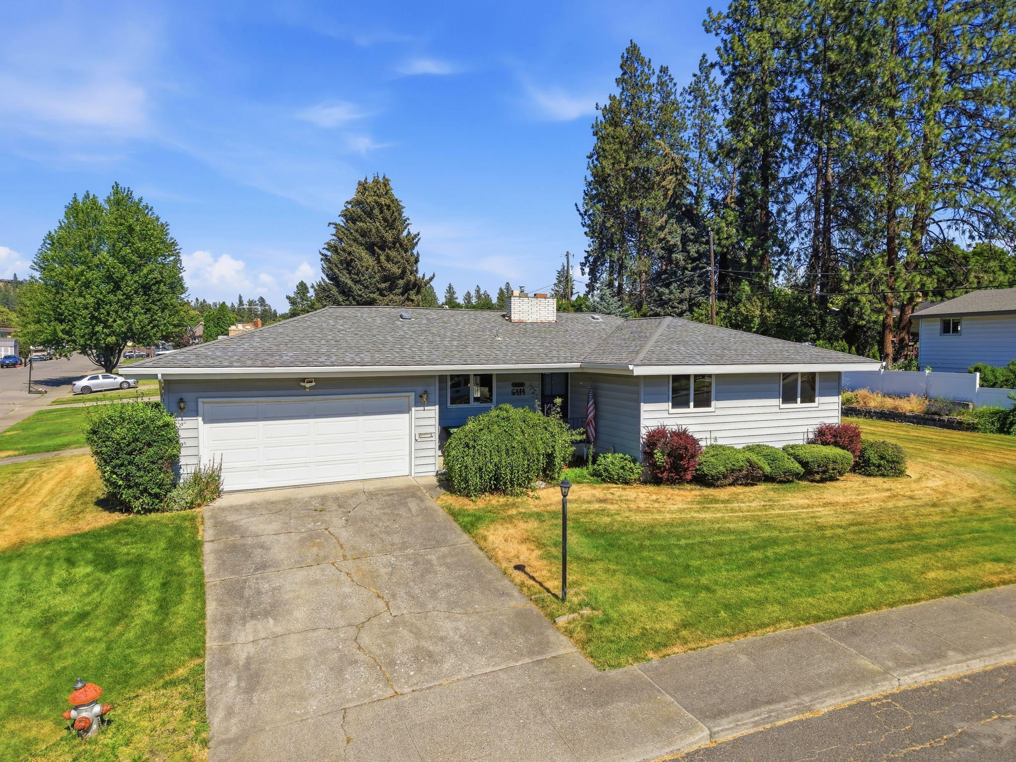 6414 N Fleming St - Photo 2