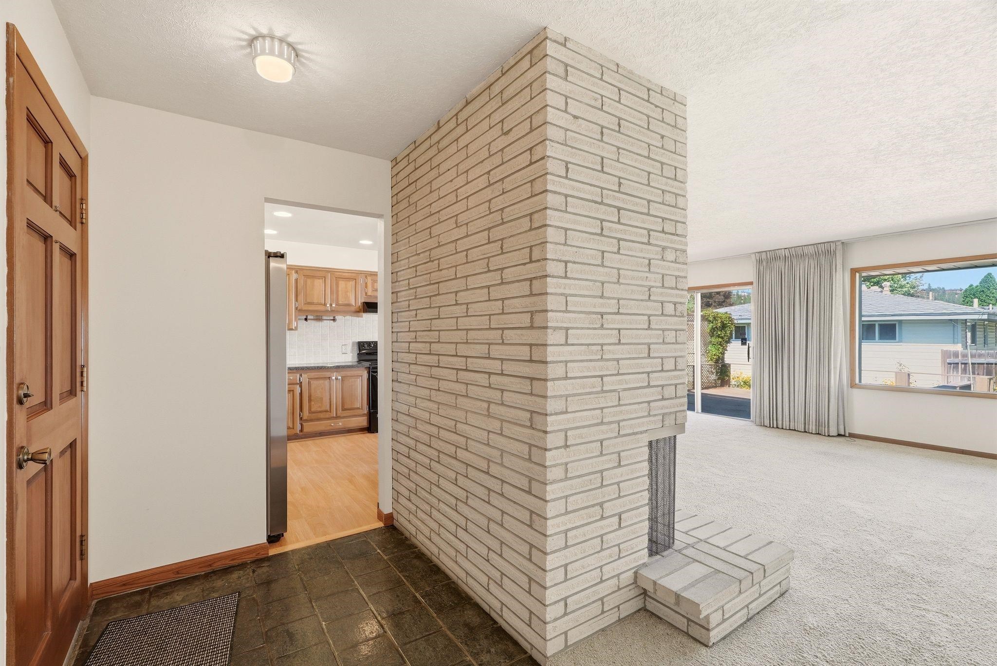 6414 N Fleming St - Photo 5