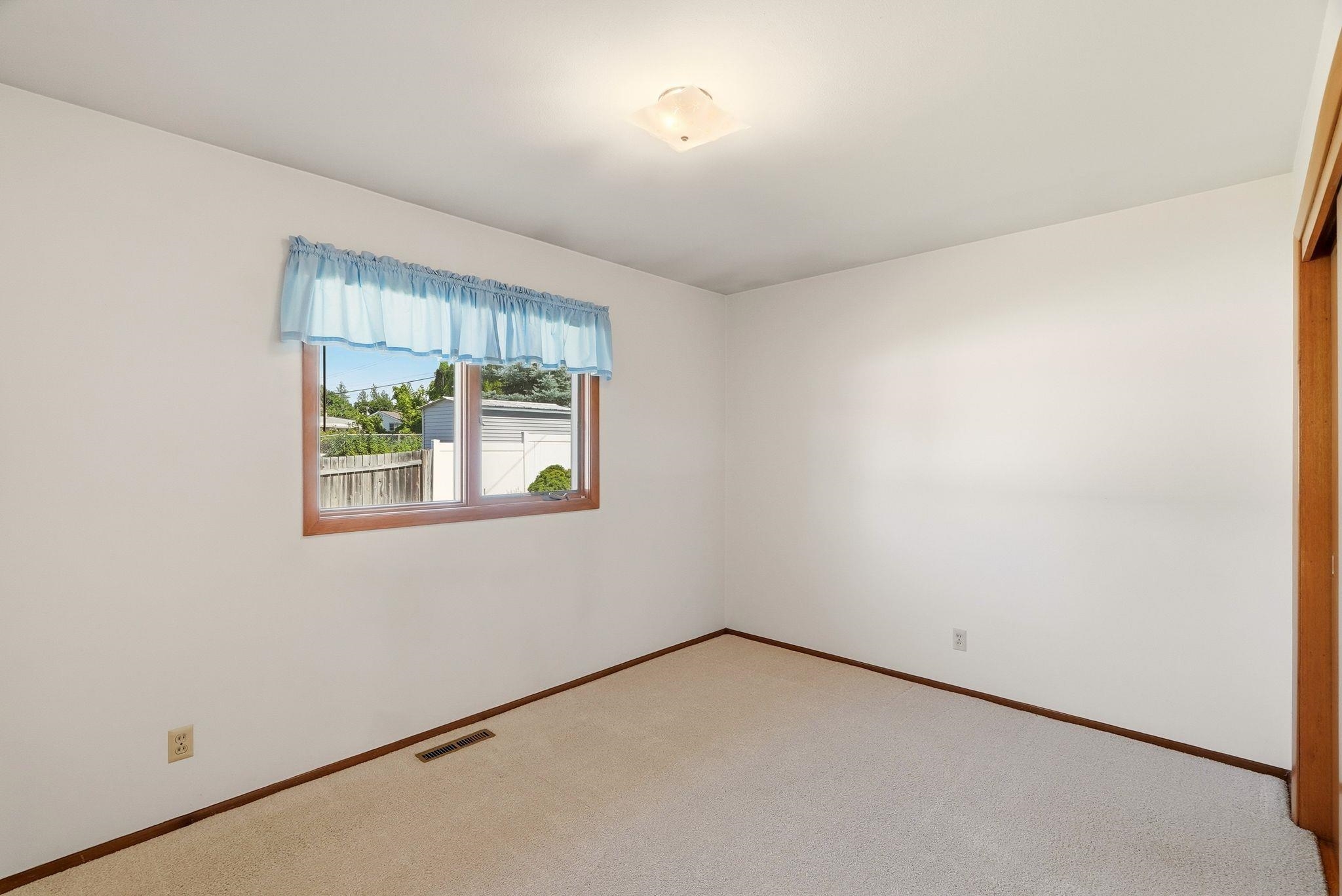 6414 N Fleming St - Photo 14